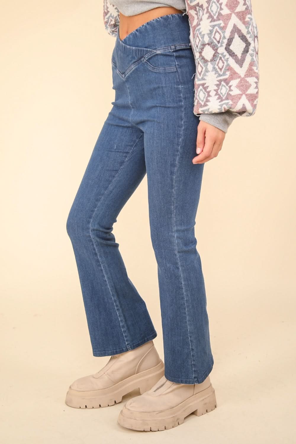 Washed denim crossover leggings - Love Salve