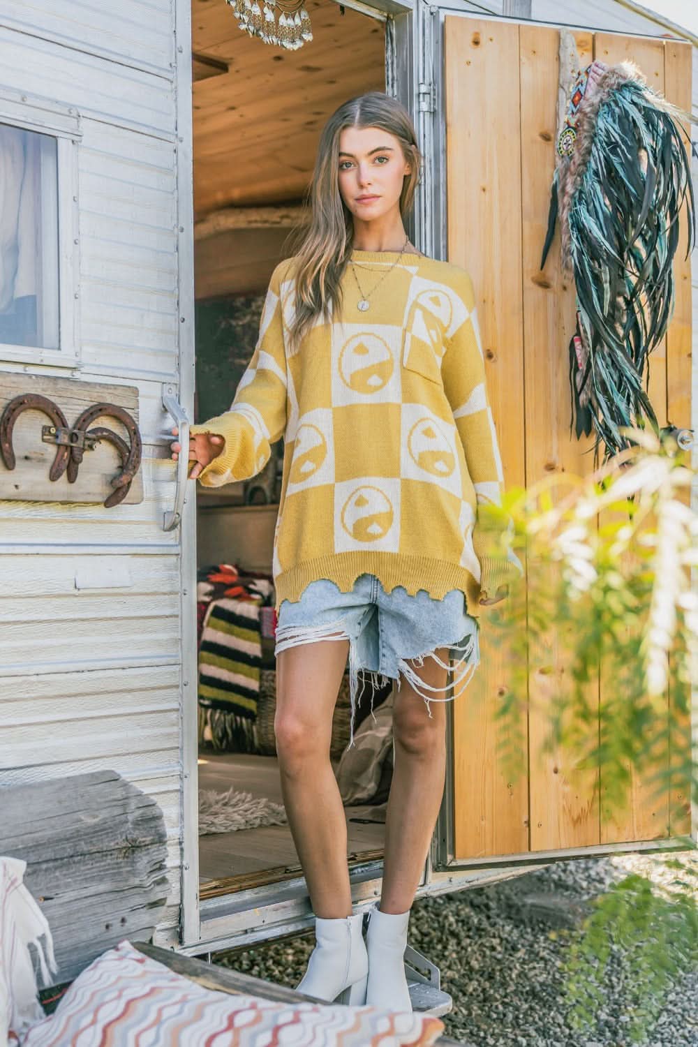 Yin yang checkerboard pullover, cozy fit - Love Salve