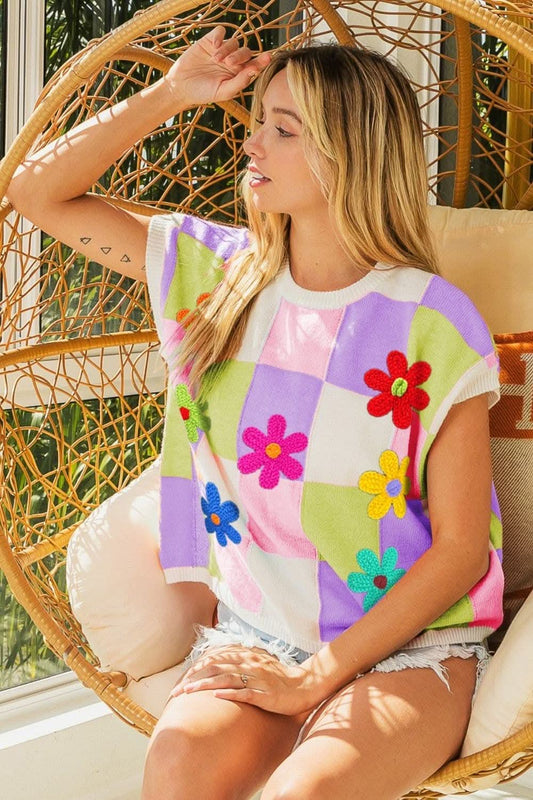 Charming floral checkered sweater vest by BiBi - Love Salve
