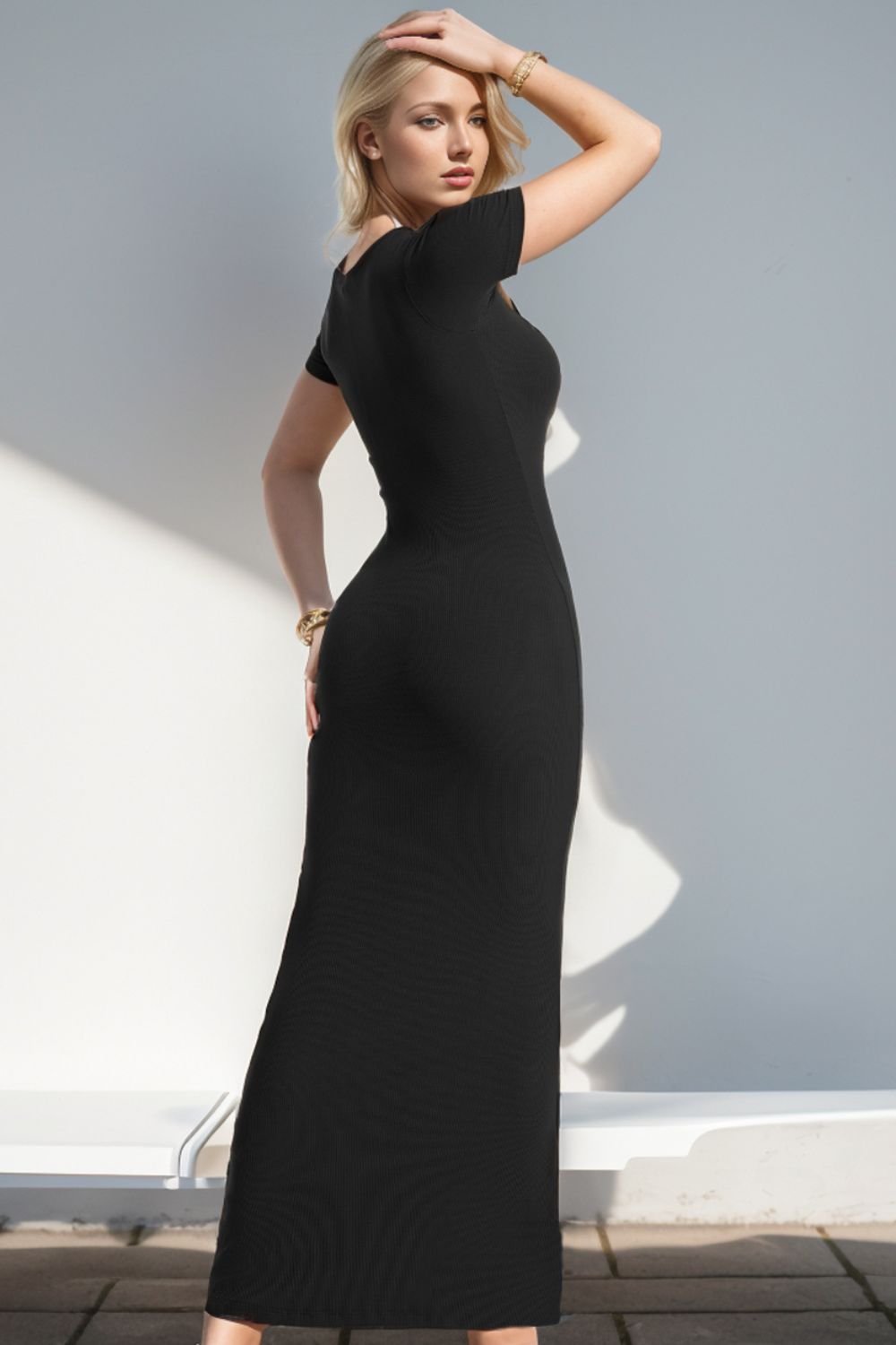 ShopBasicbae: Flattering Maxi Dress