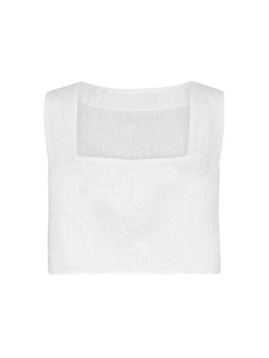 Conjunto de top sin mangas de cuello cuadrado y pantalón corto.