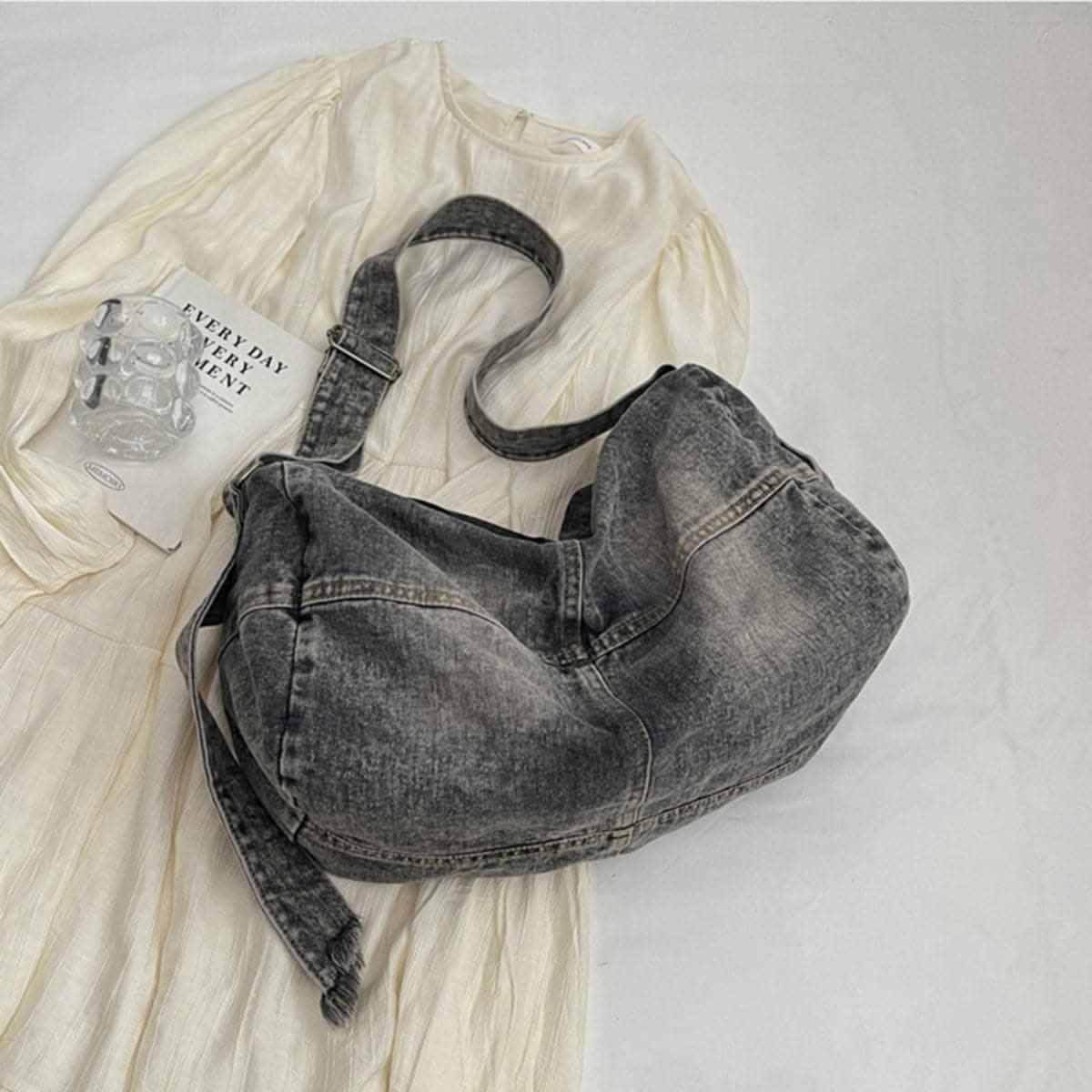 Bolso vaquero grande con asas