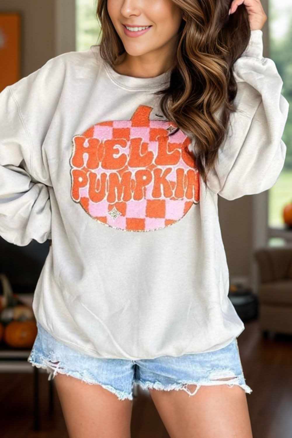 Chic long sleeve graphic sweatshirt - Love Salve