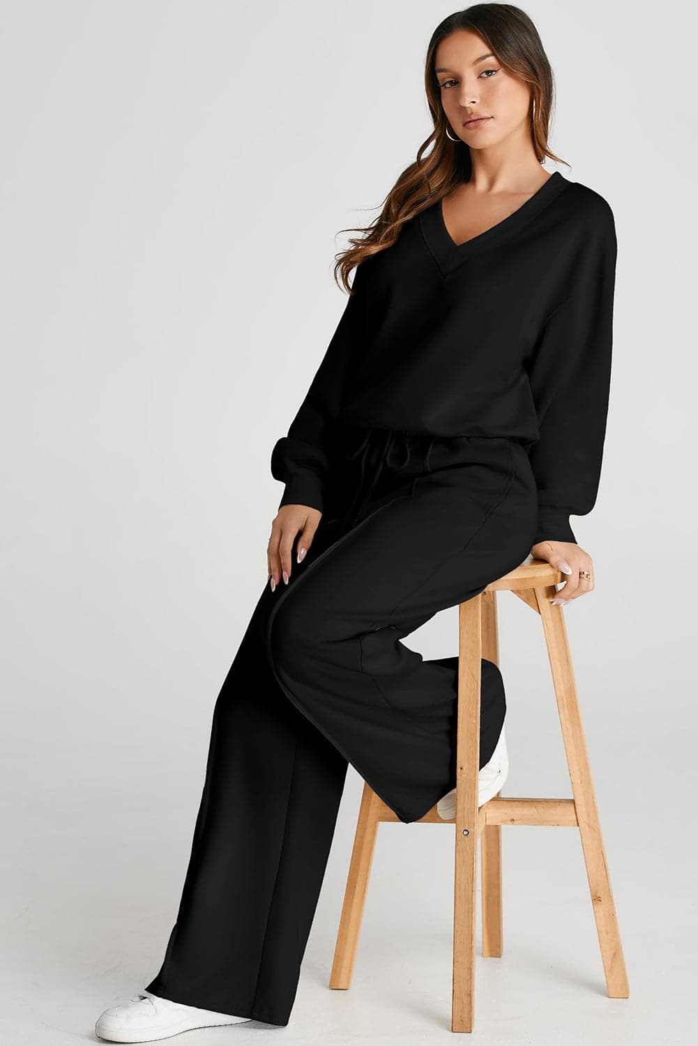Chic v-neck long sleeve activewear set - Love Salve