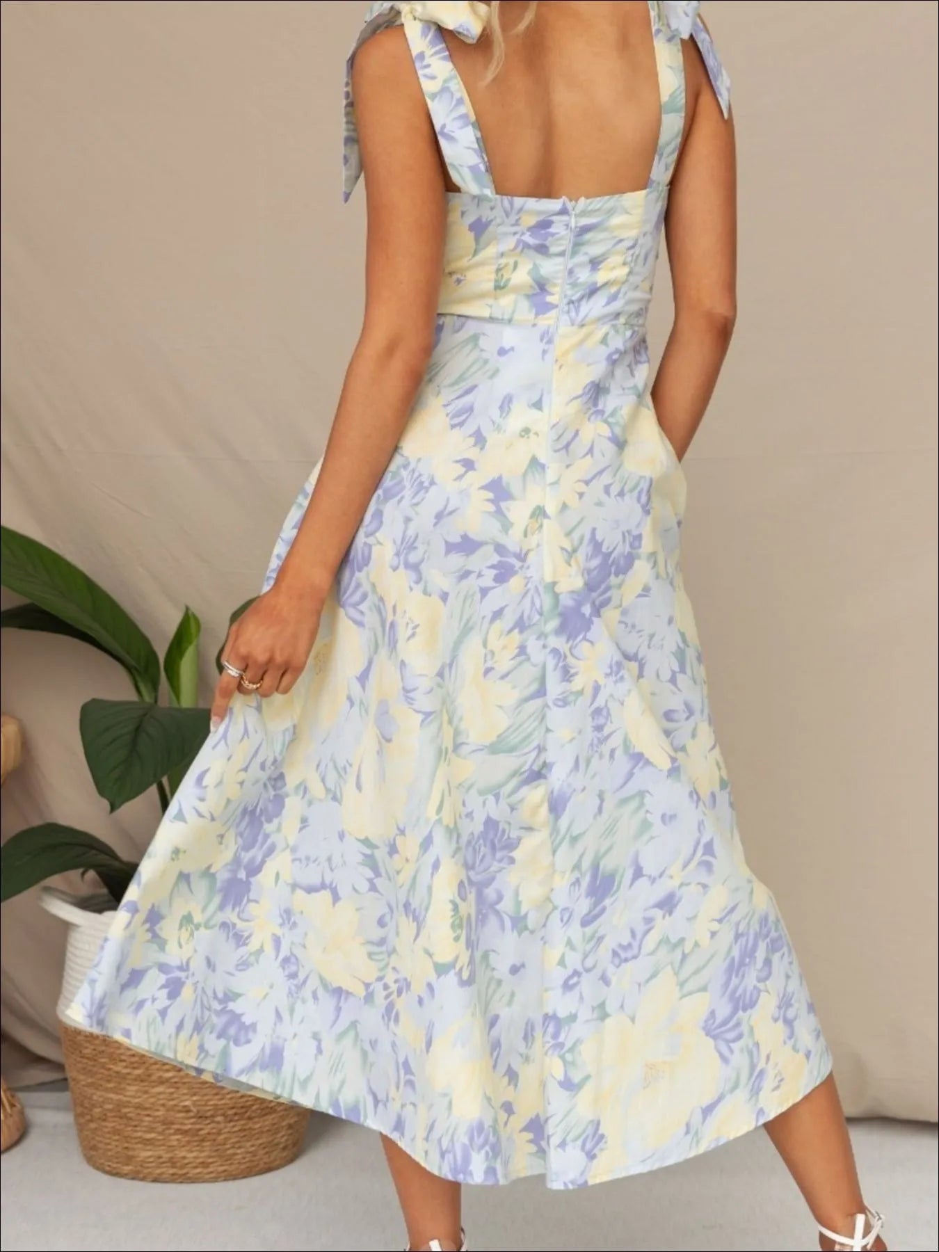 Tie-Shoulder Sweetheart Neck Summer Dress