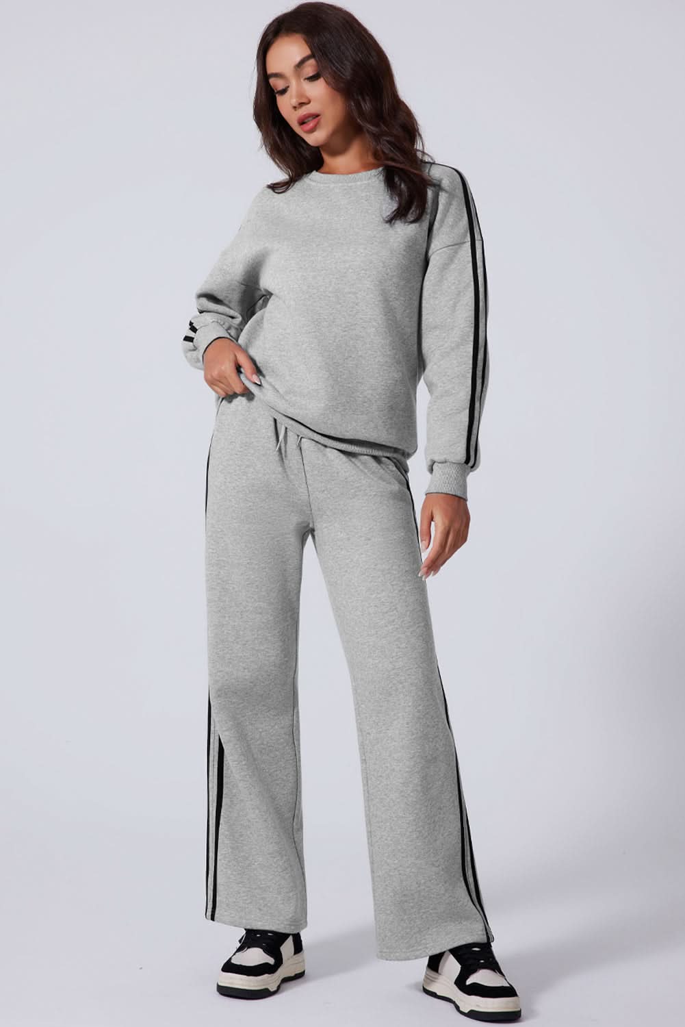 Hellgrau gestreiftes Activewear-Set