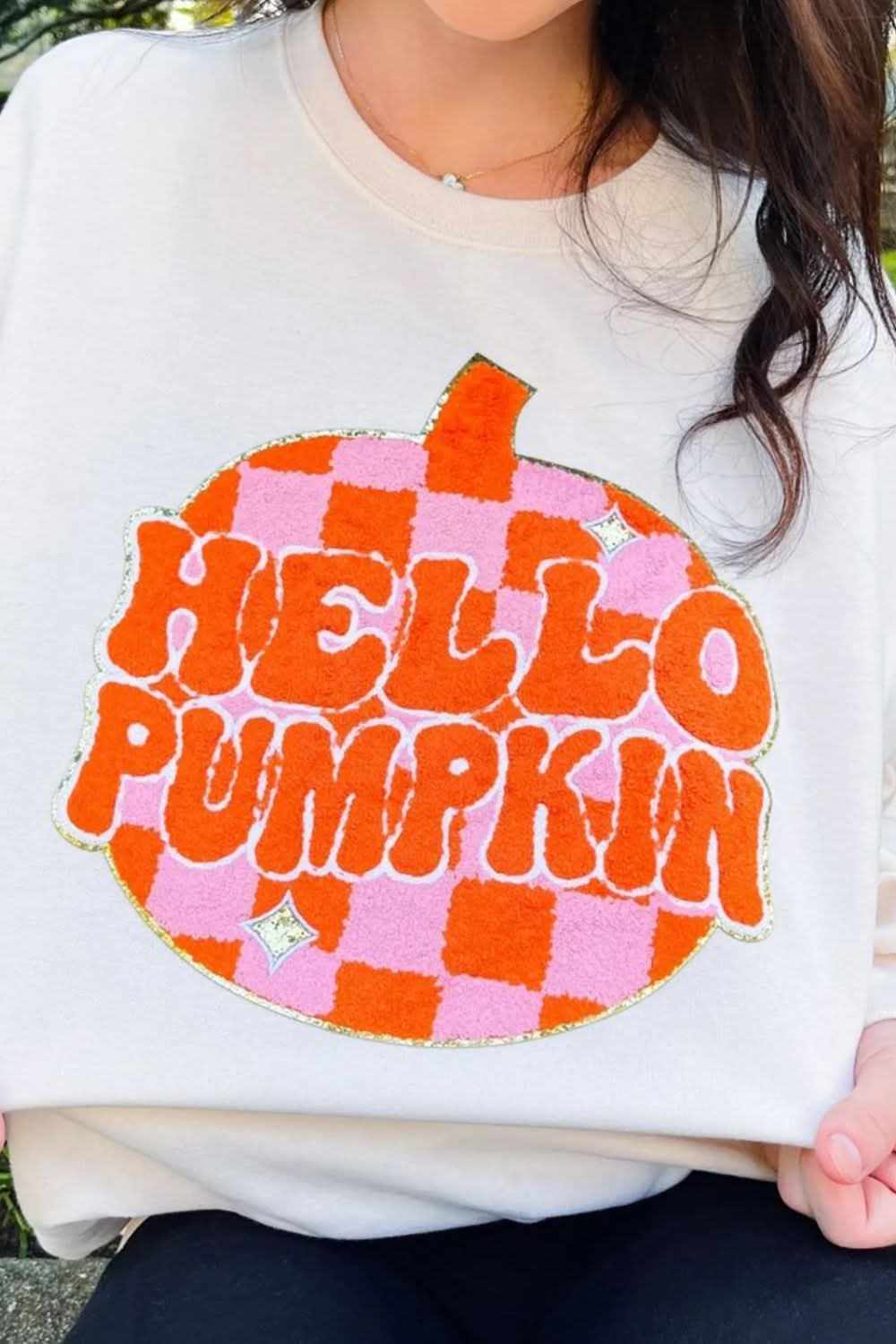 Chic long sleeve graphic sweatshirt - Love Salve