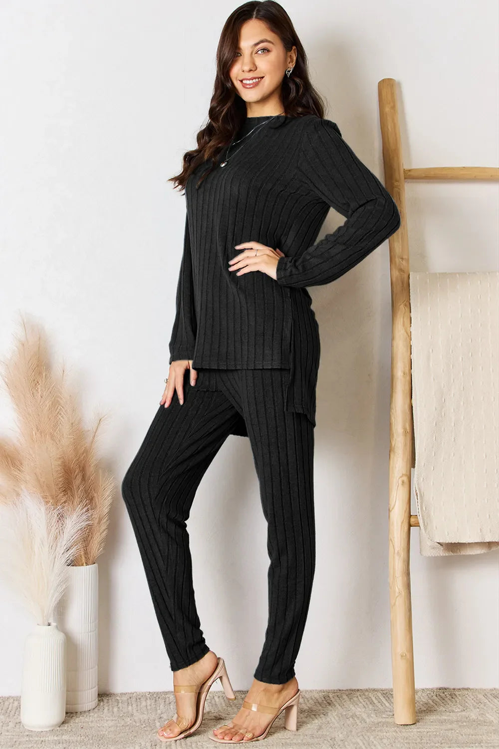ShopBasicbae: Ribbed High-Low Set