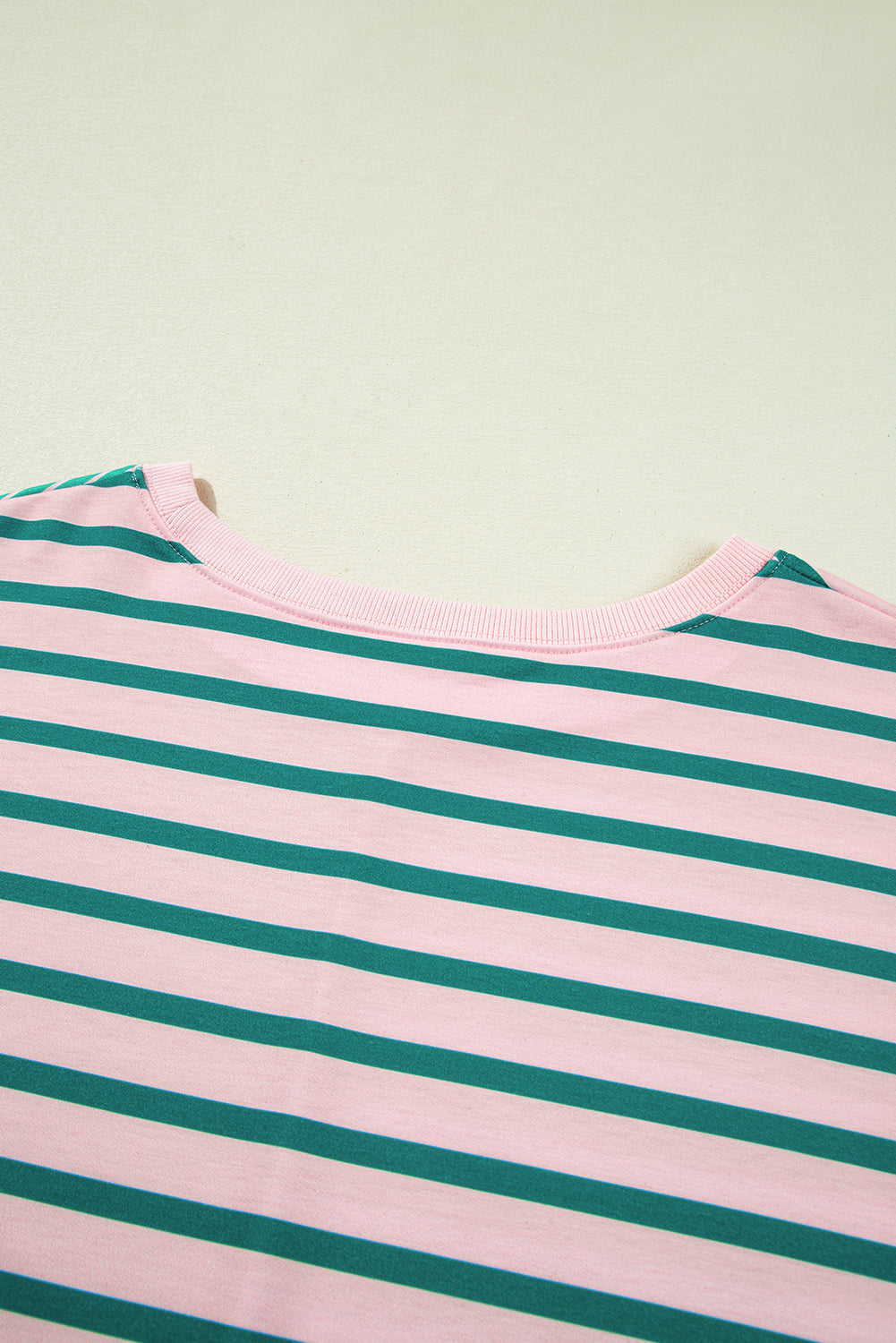 Green Stripe Color Block Exposed Seam Plus Size Sweatshirt