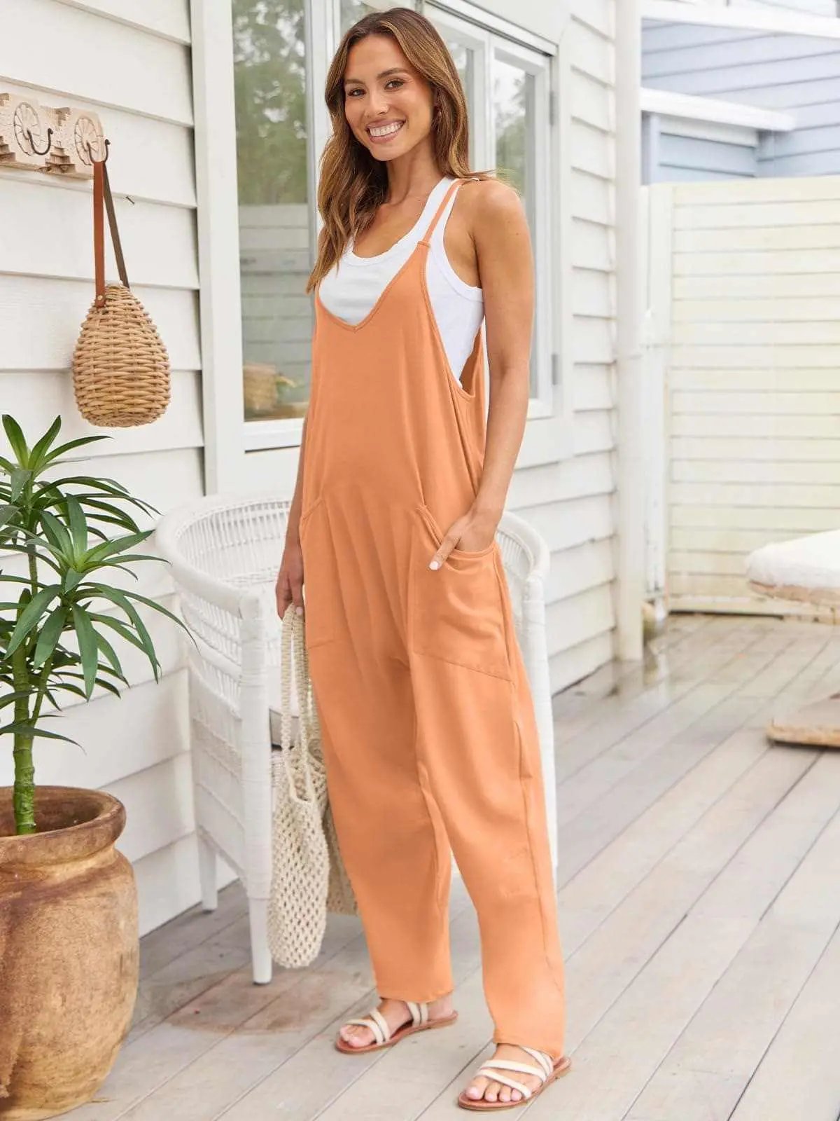 V-neck pocket jumpsuit - Love Salve
