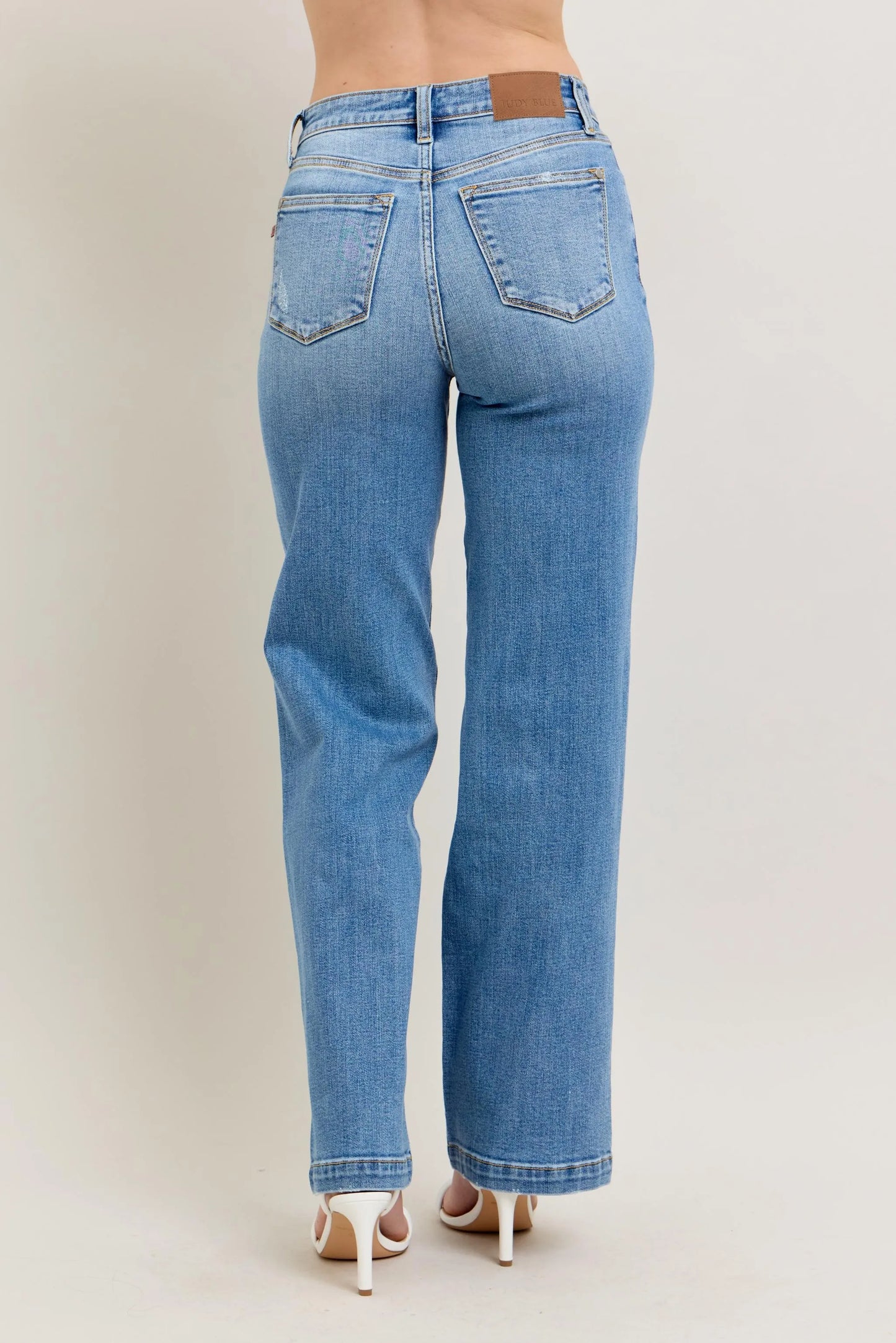 Judy Blue Plus Size High Waist Straight Leg Jeans in Medium Blue Wash - Love Salve