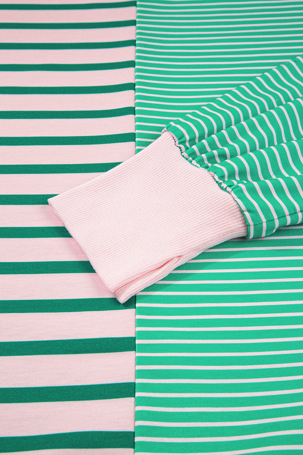 Green Stripe Color Block Exposed Seam Plus Size Sweatshirt