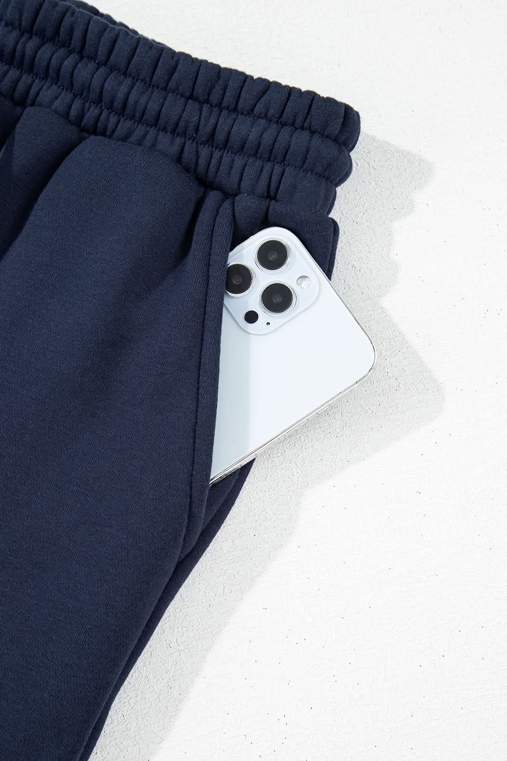Chándal joggers azul marino con cuello