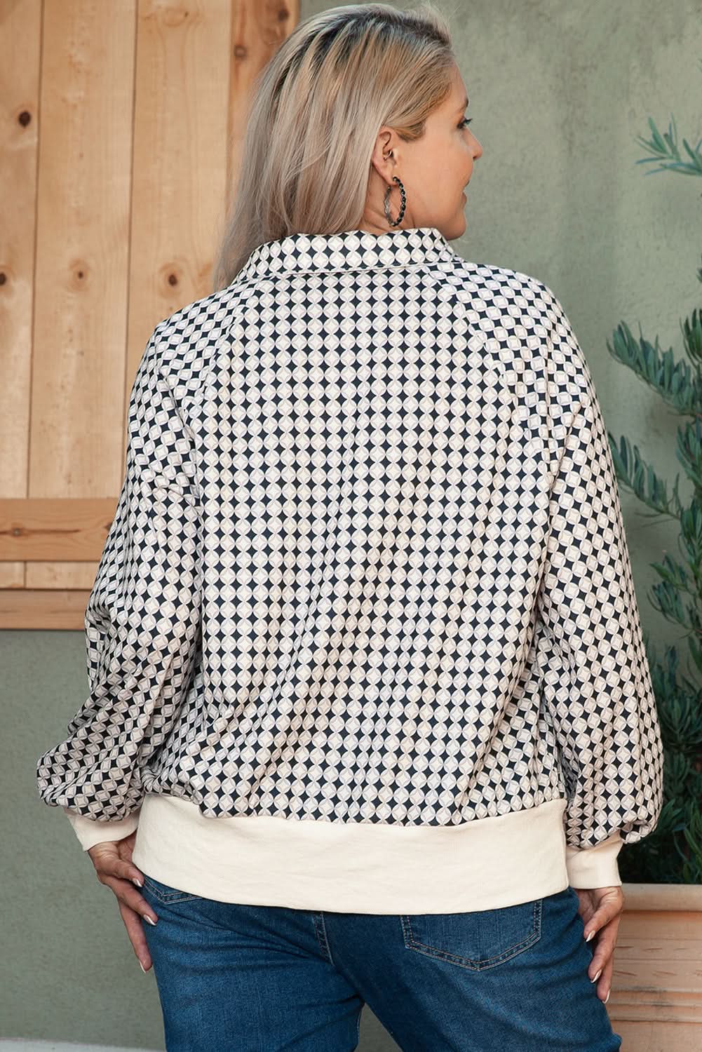 Black Plus Size Two-Tone Pullover - Love Salve