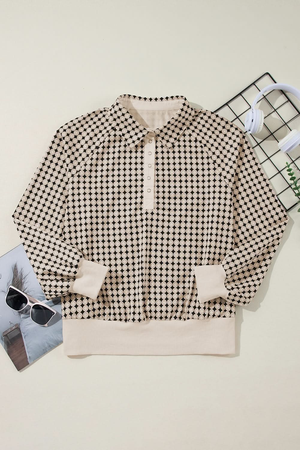 Black Plus Size Two-Tone Pullover - Love Salve