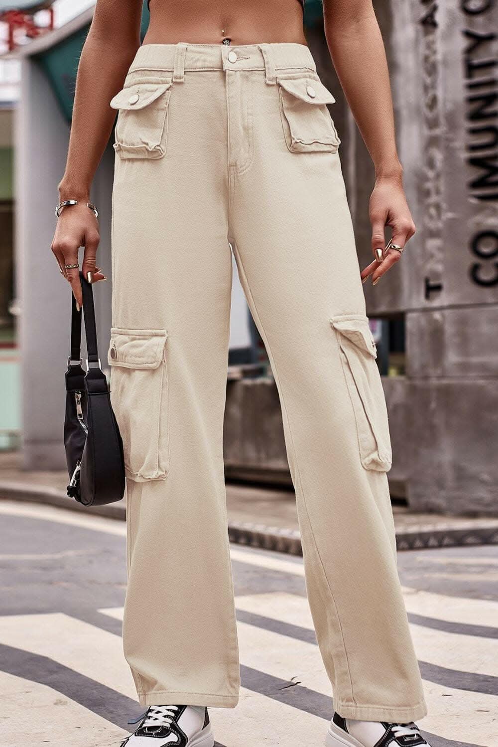 Buttoned knee pocket denim jeans - Love Salve
