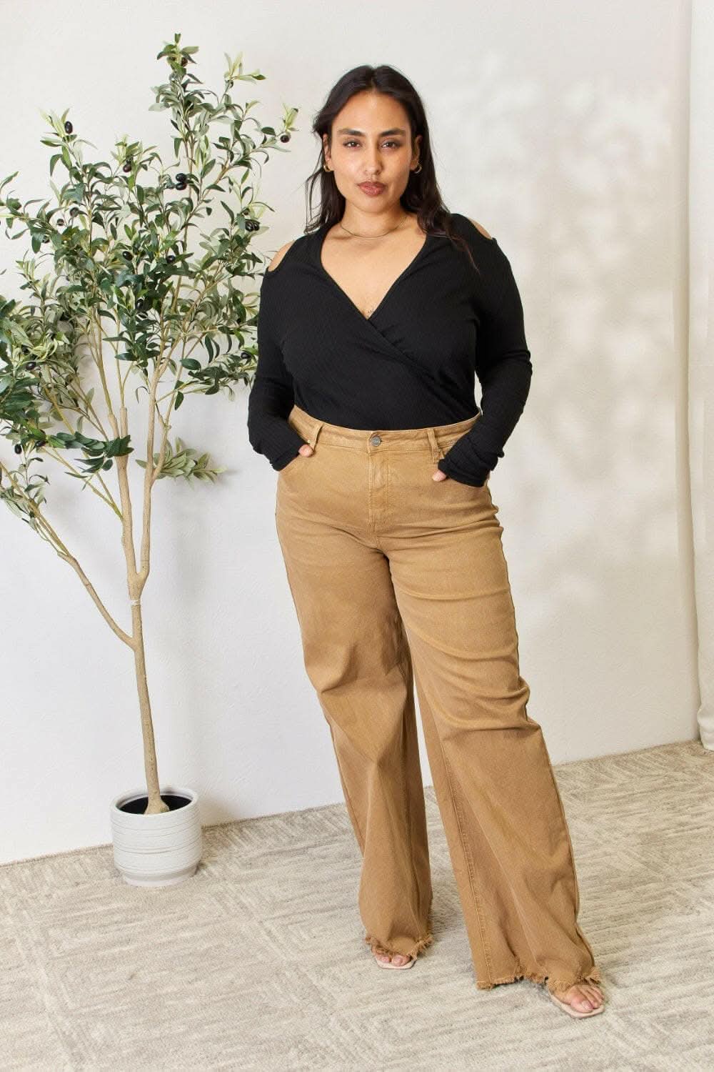 Chic cold shoulder ribbed top - Love Salve