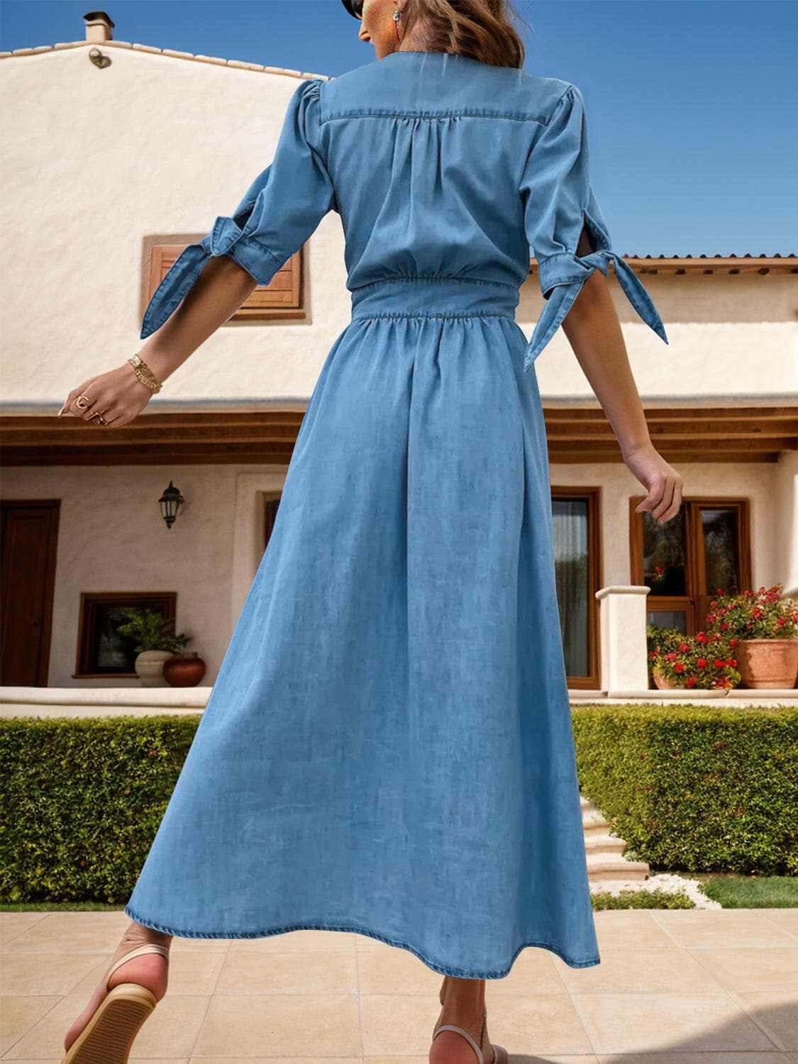 Chic denim dress with plunge neck