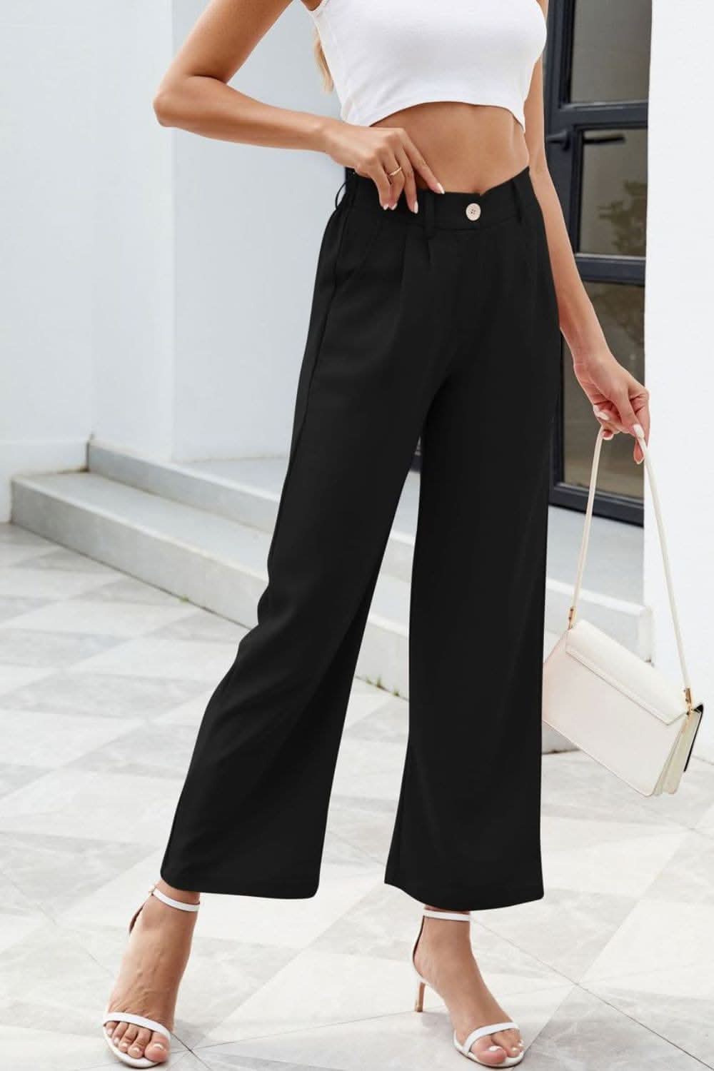 Chic high-rise trousers with pockets