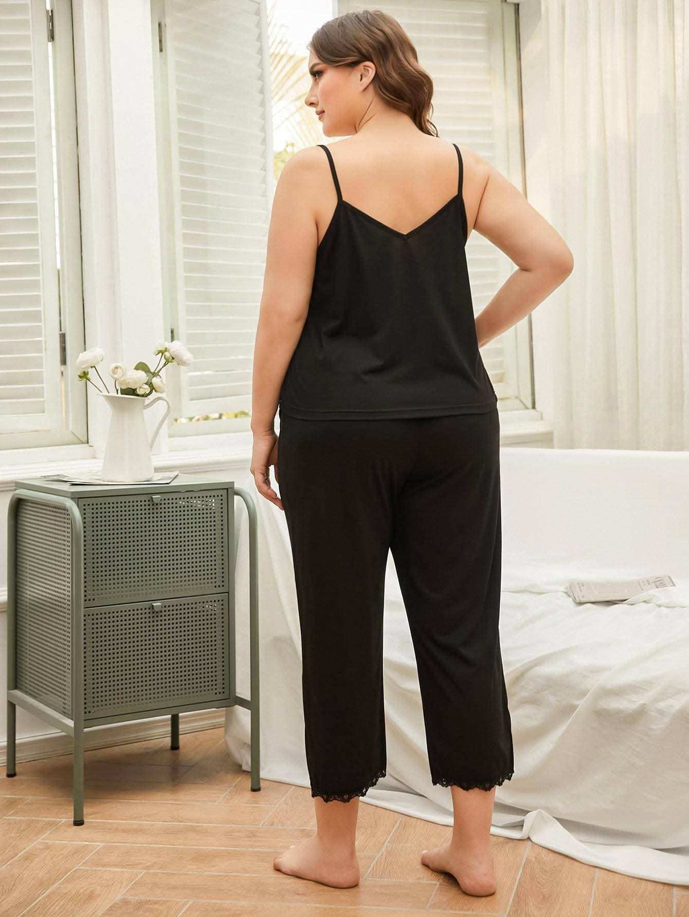 Chic plus size lace lounge set