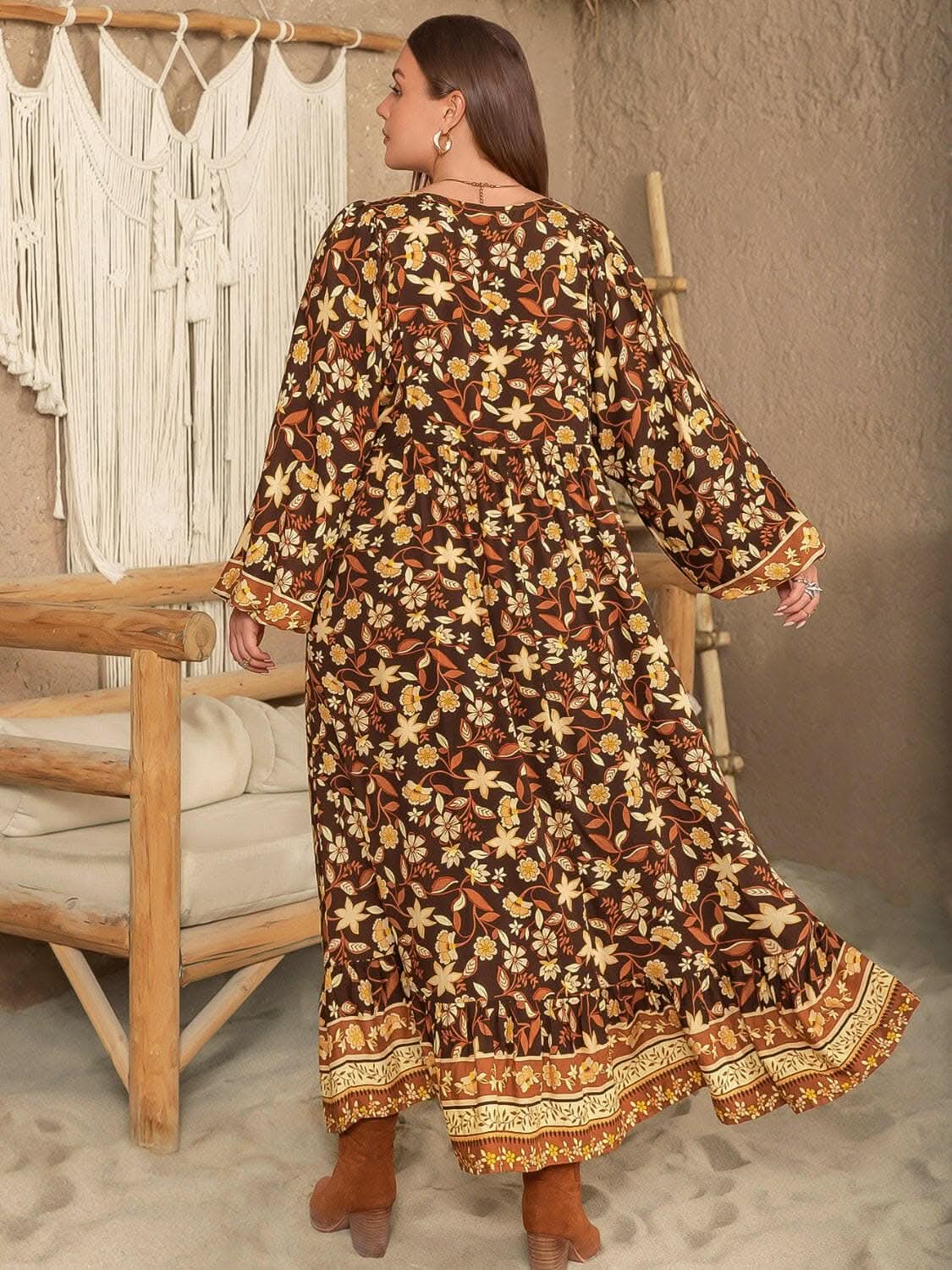 Chic plus size v-neck dress with stylish balloon sleeves - Love Salve