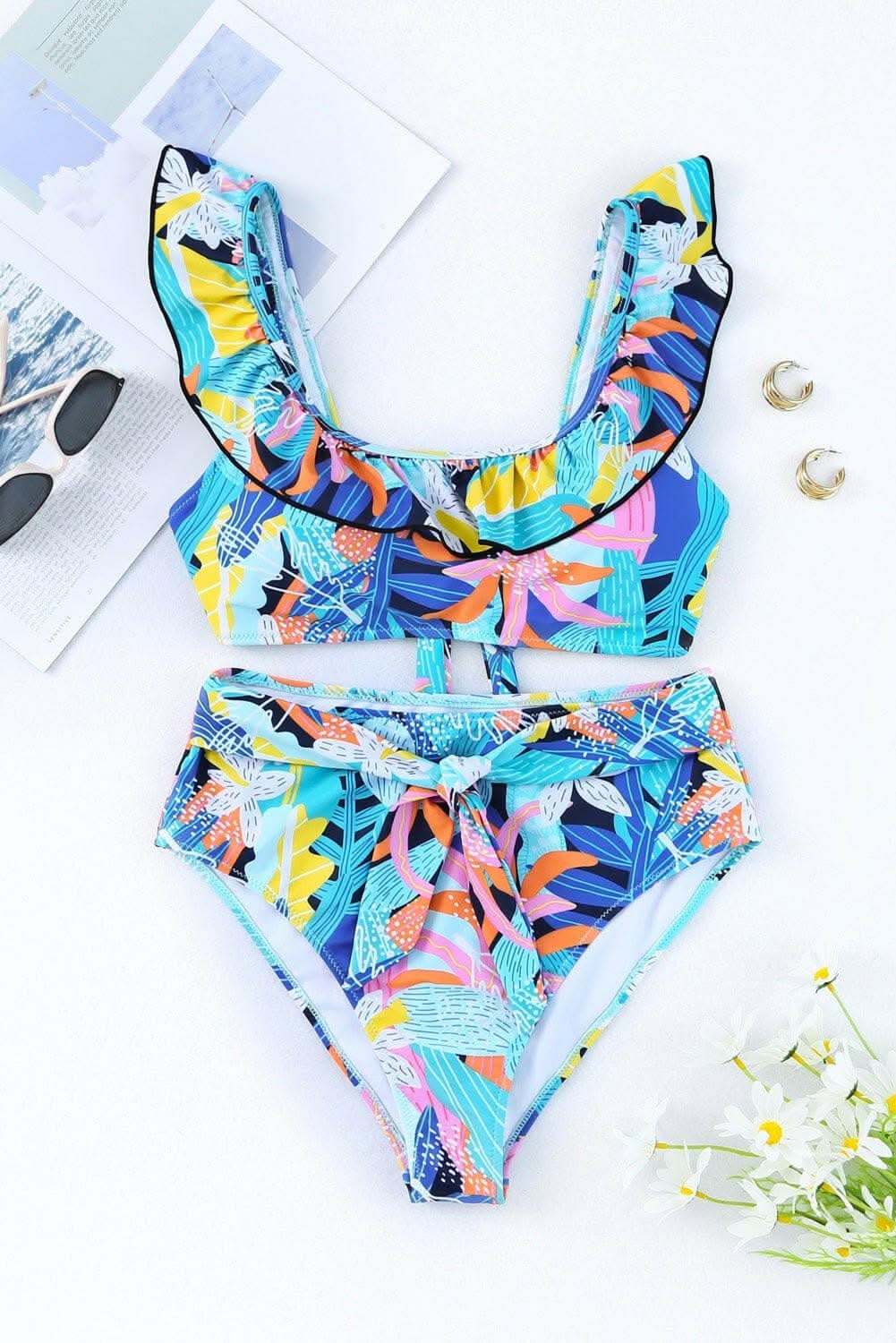 Chic ruffled swimsuit set - wide straps