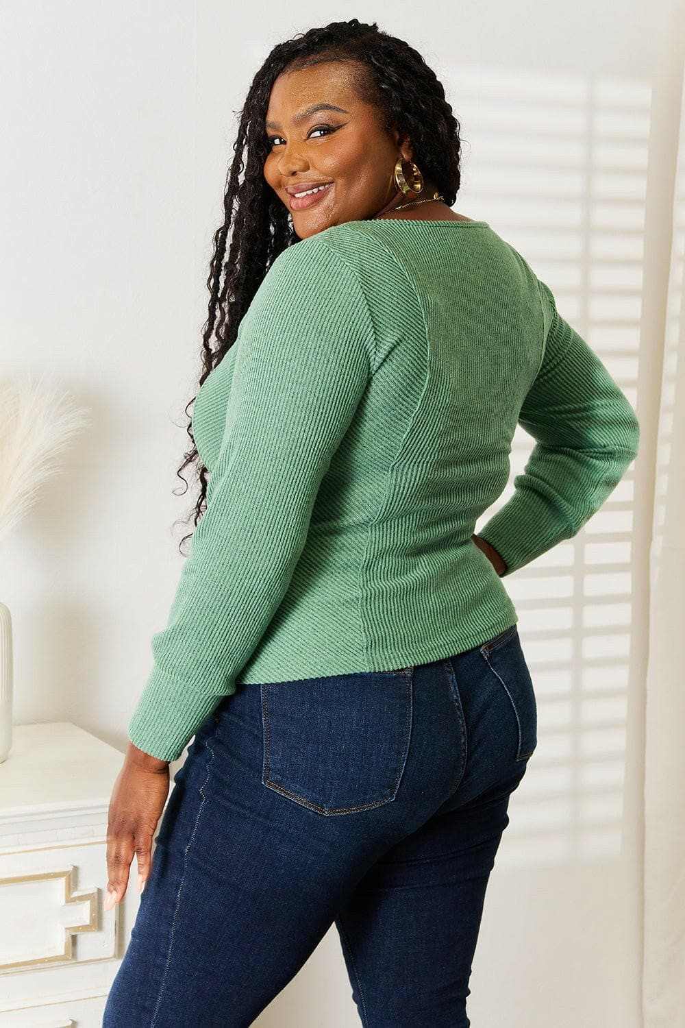 Chic scoop neck long sleeve top - Love Salve