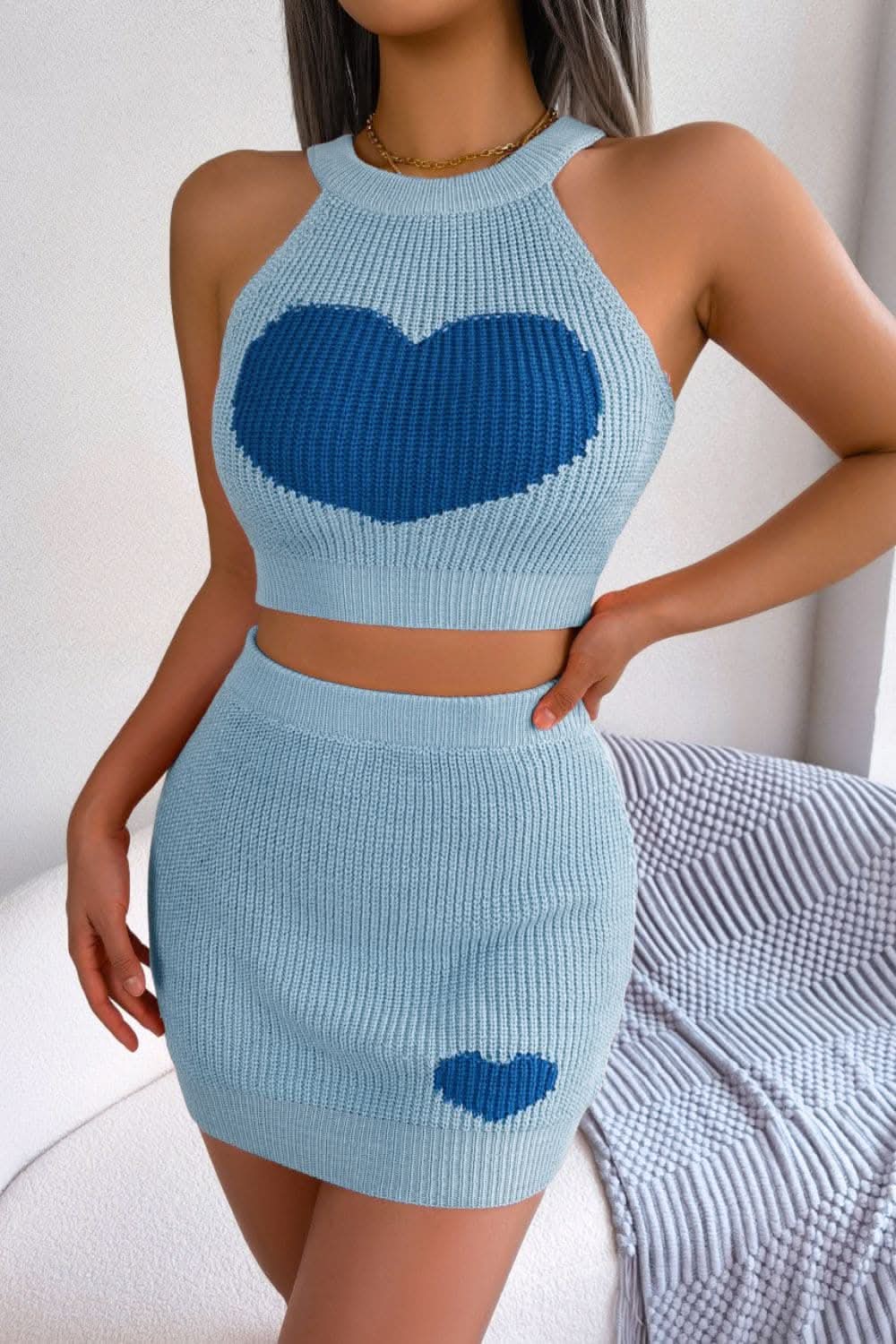 Chic two-tone ribbed knit set