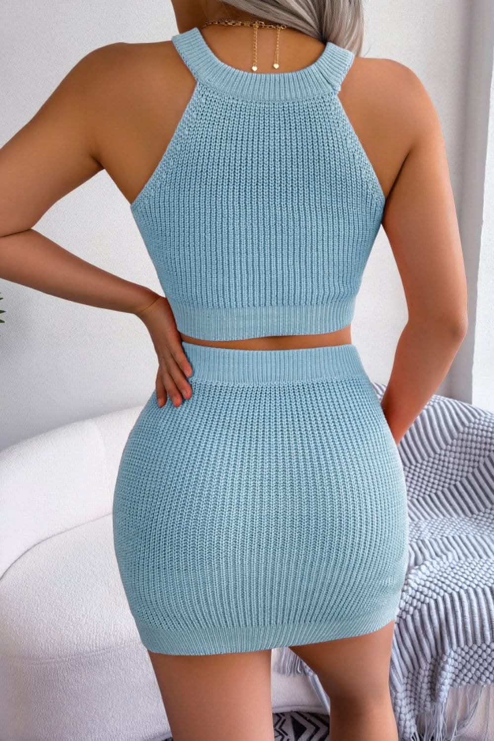 Chic two-tone ribbed knit set