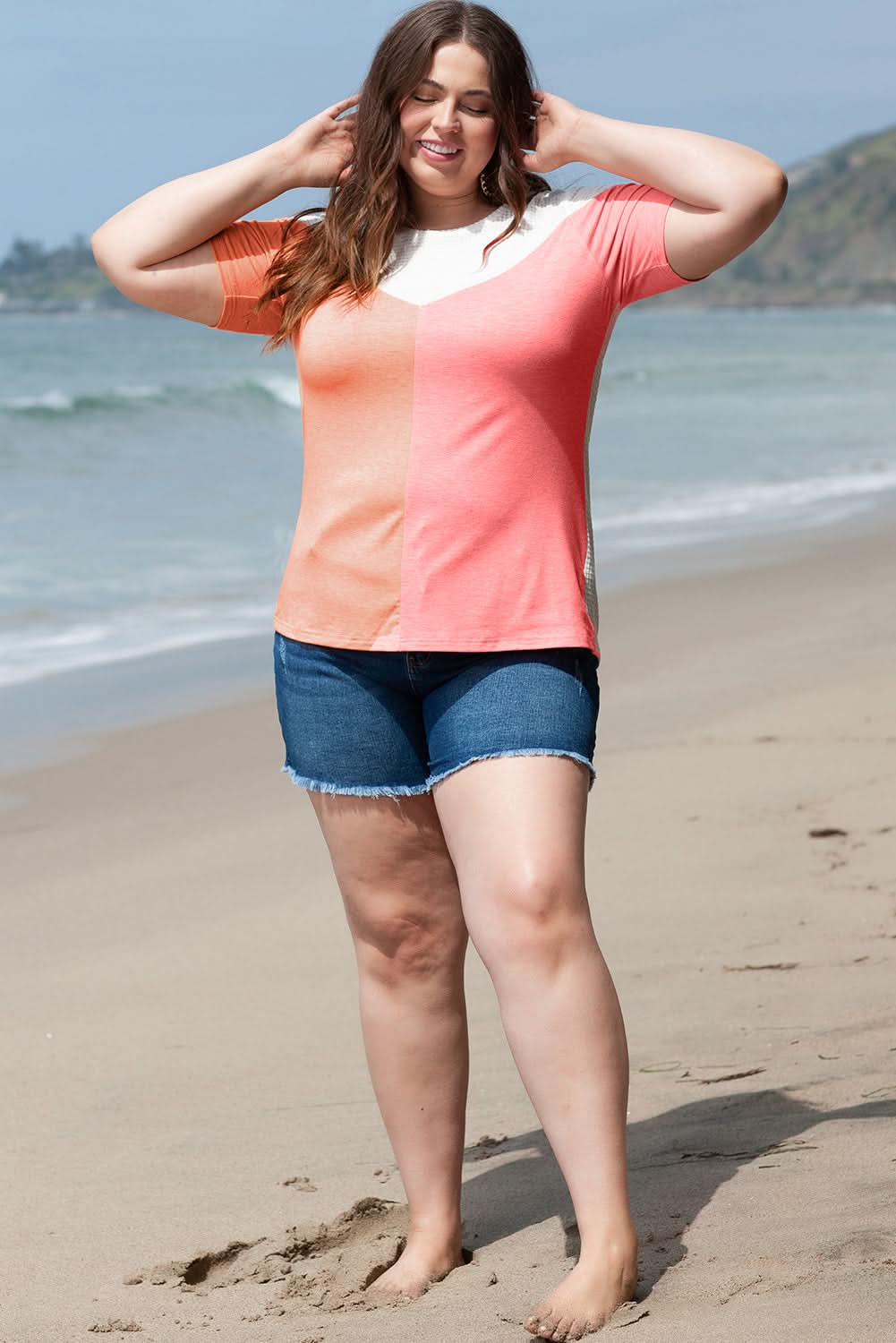 Chic white colorblock plus size tee - Love Salve