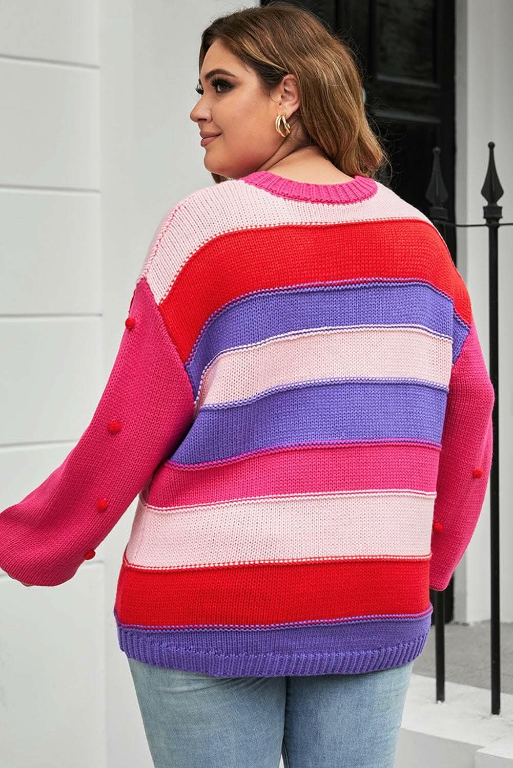 Cozy color block sweater for curvy women