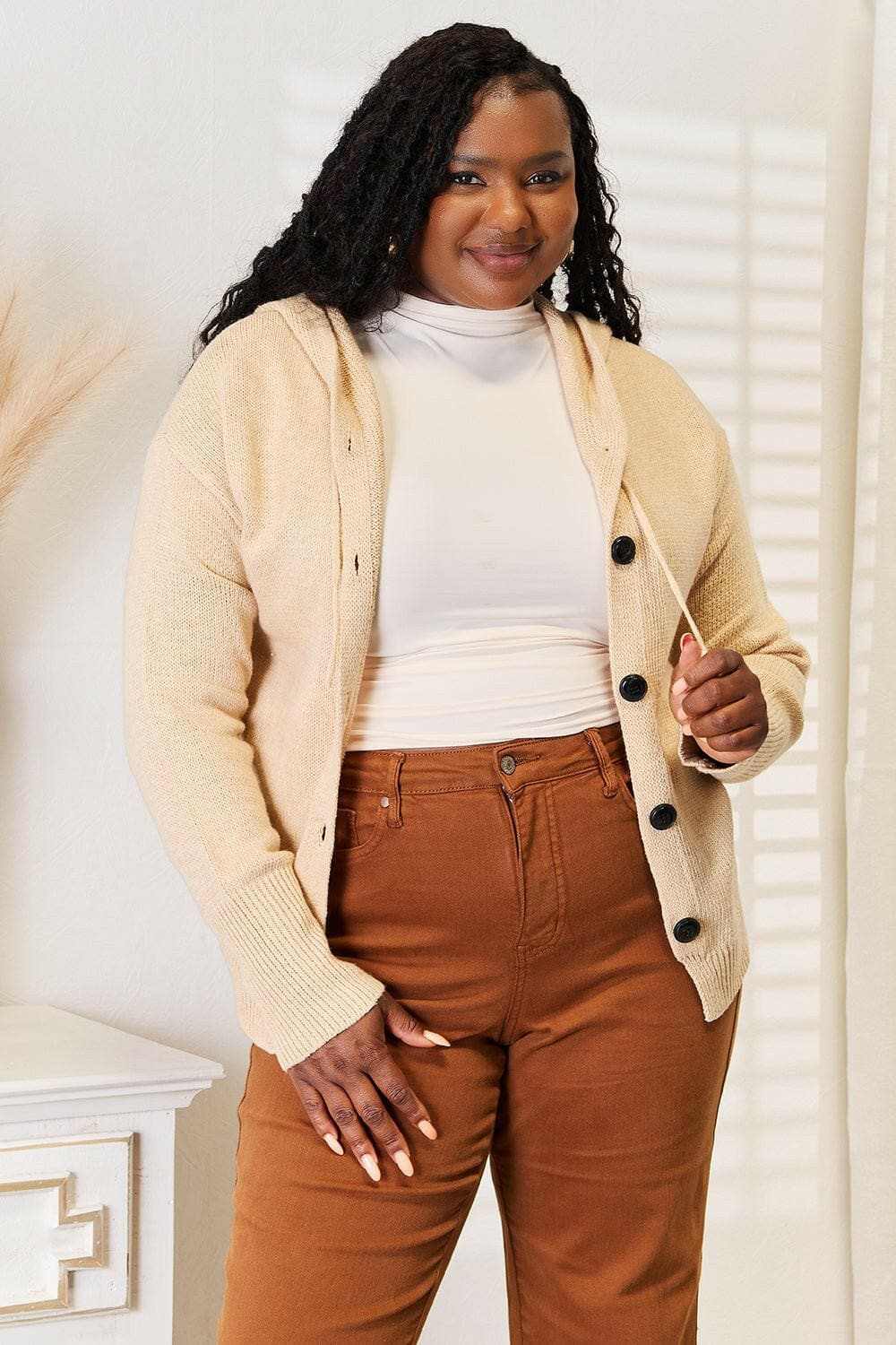 Cozy hooded sweater with buttons - Love Salve