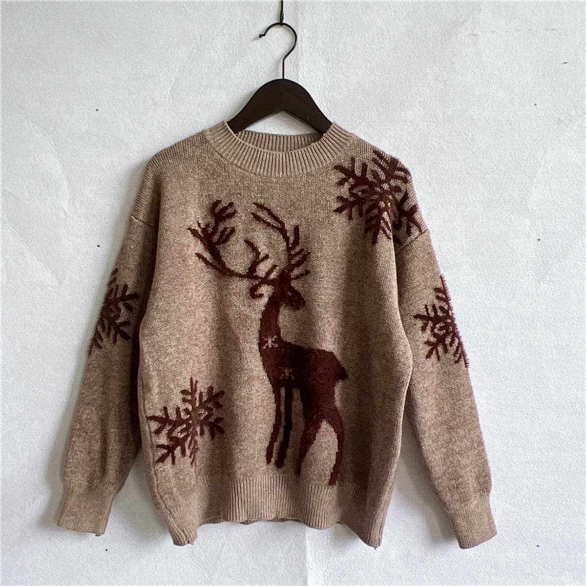 Cozy reindeer knit sweater for winter - Love Salve