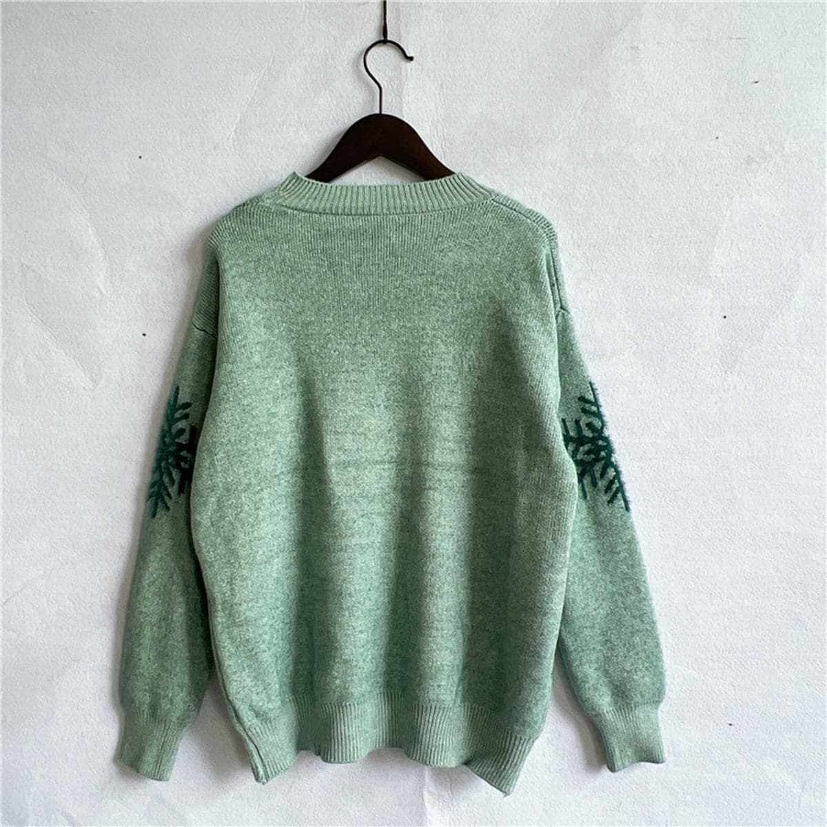 Cozy reindeer knit sweater for winter - Love Salve