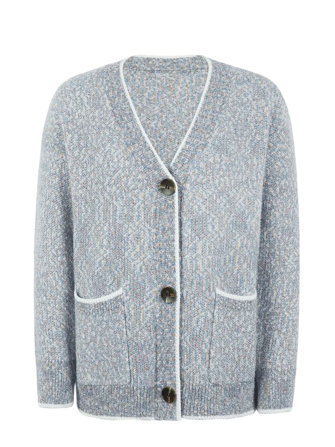 Cozy v-neck cardigan with pockets