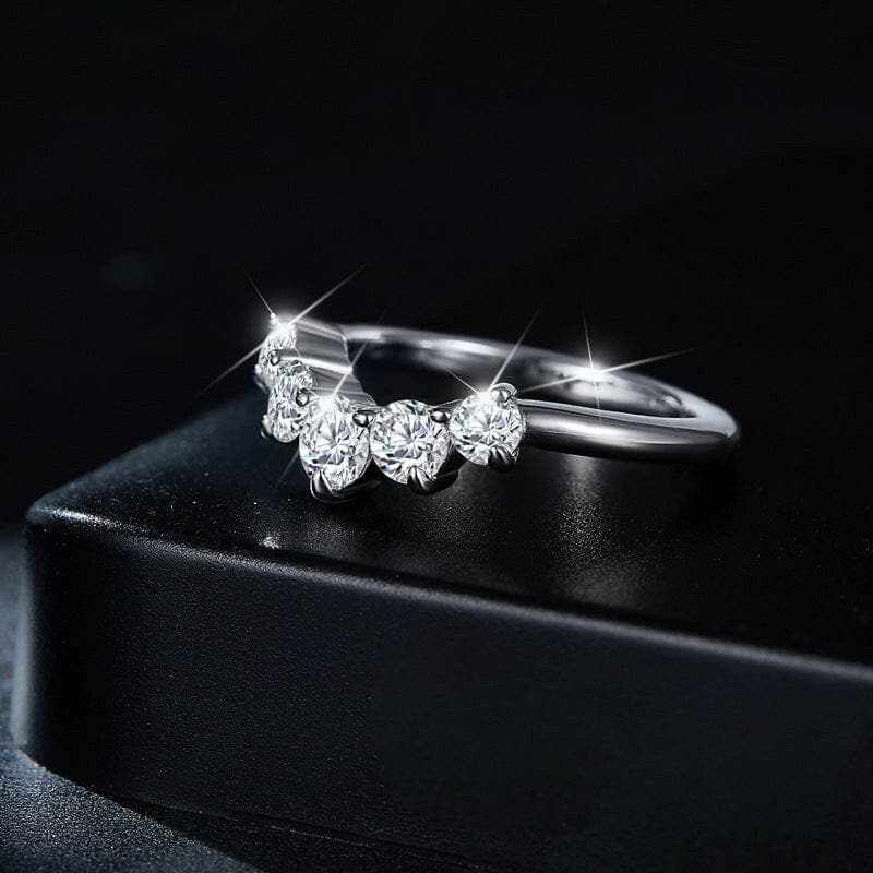 Dazzling Moissanite Silver Ring - Love Salve