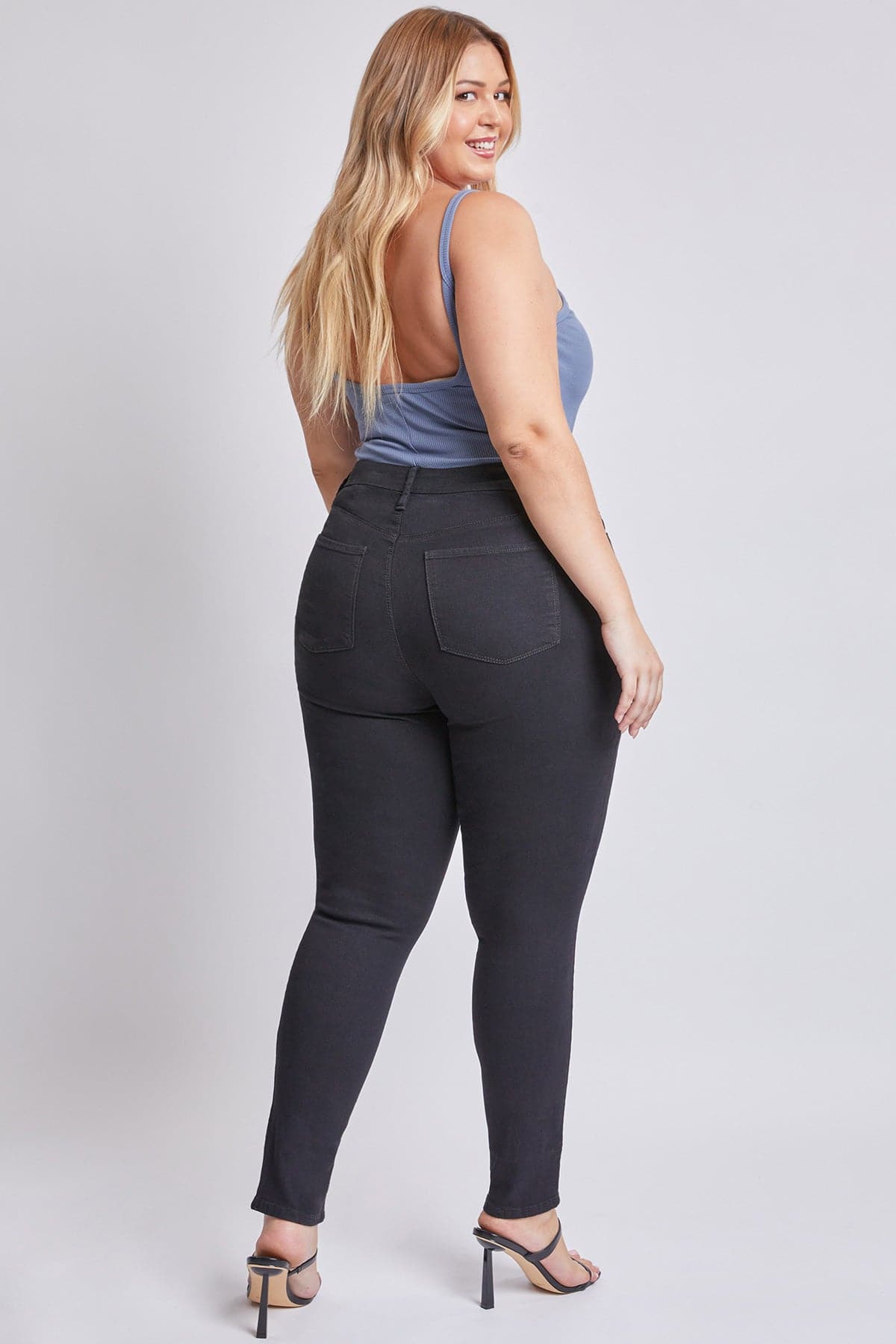 Women's Plus Essential Sustainable Skinny Jeans - Love Salve