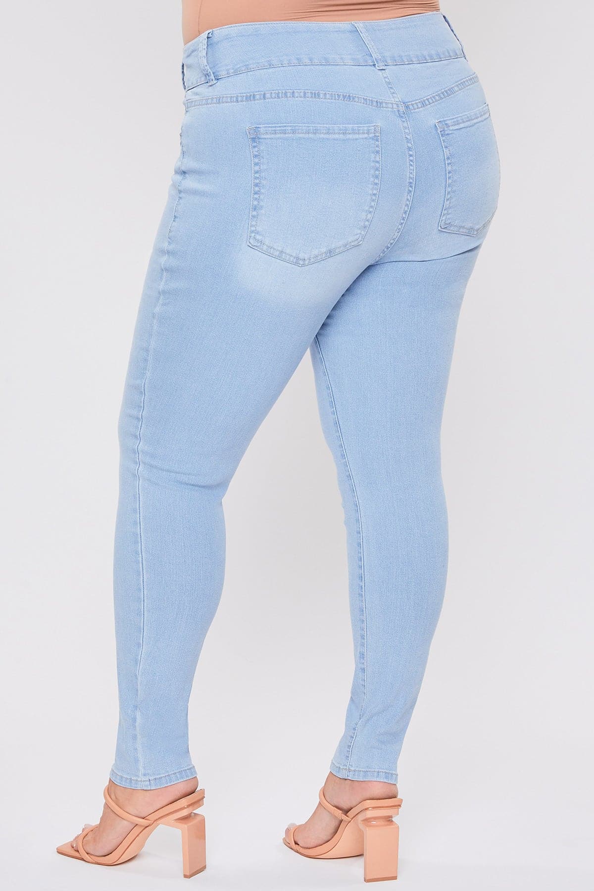 Women's Plus Essential Sustainable Skinny Jeans - Love Salve