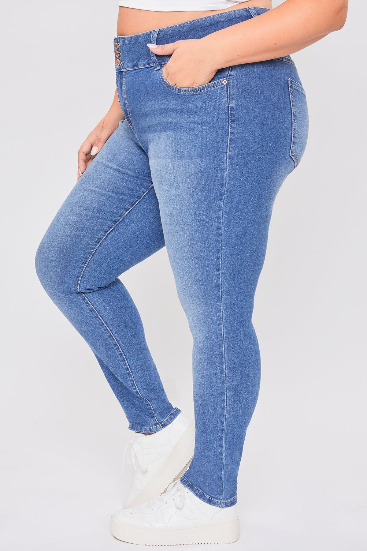 Women's Plus Essential Sustainable Skinny Jeans - Love Salve