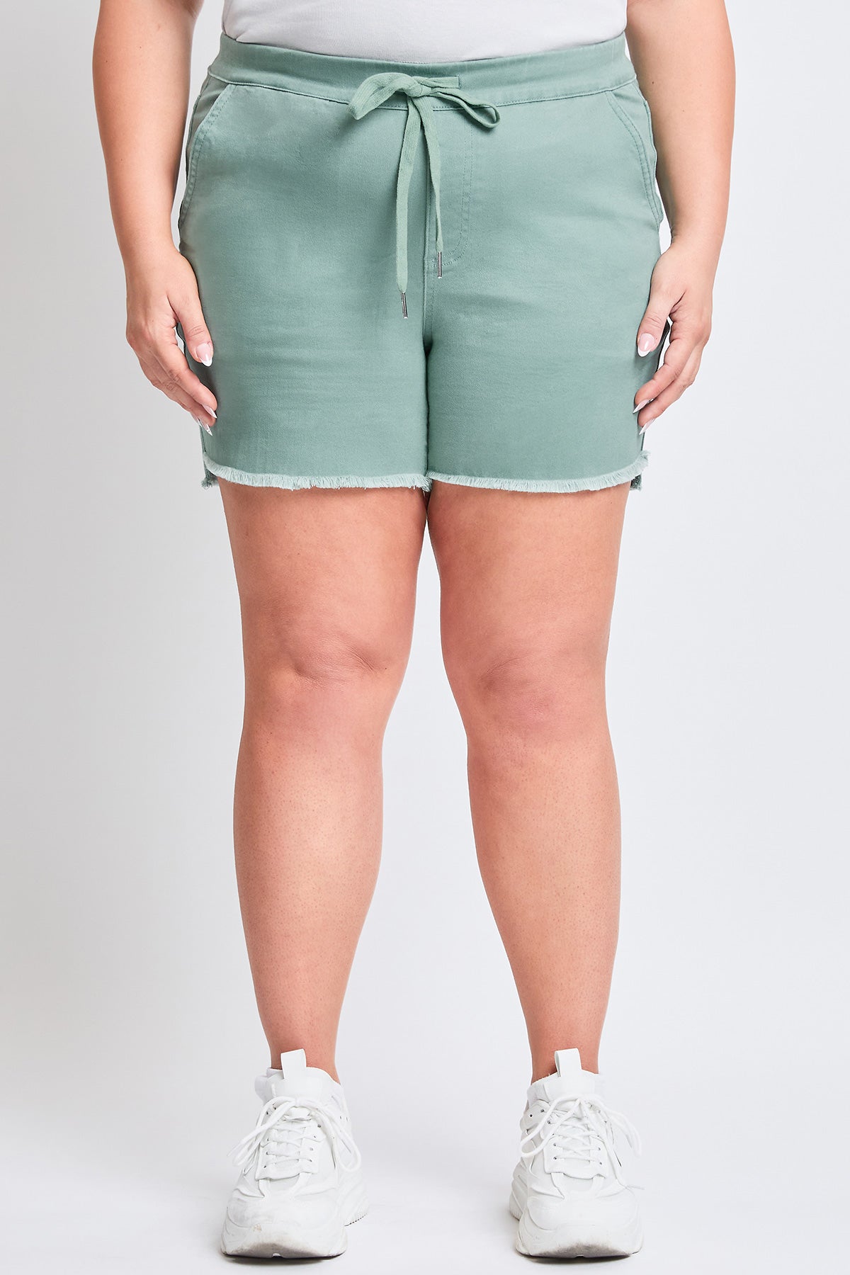 YMI JEANS: Plus Size Frayed Shorts
