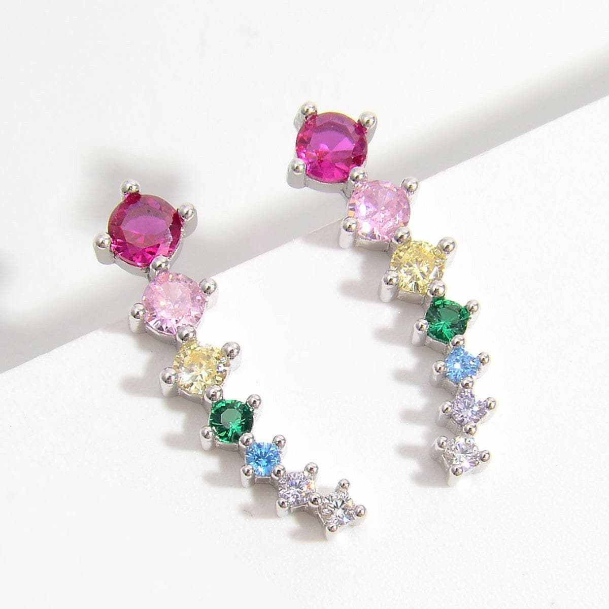 Elegant zircon earrings in silver