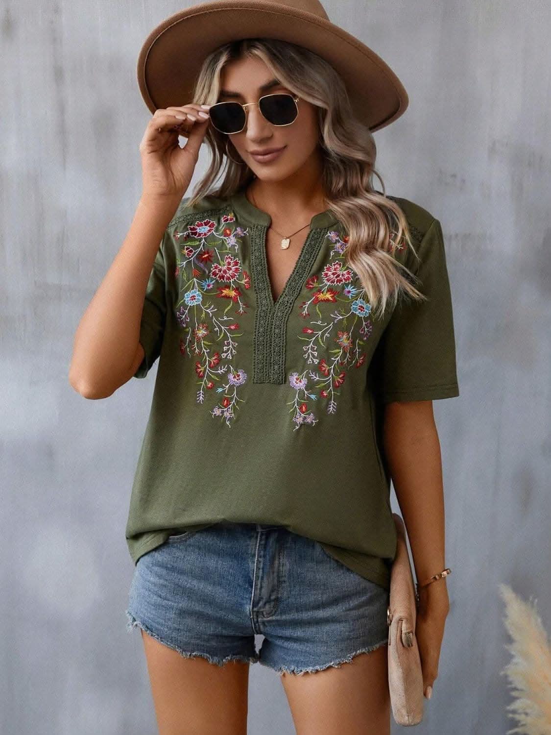 Embroidered lace detail tee