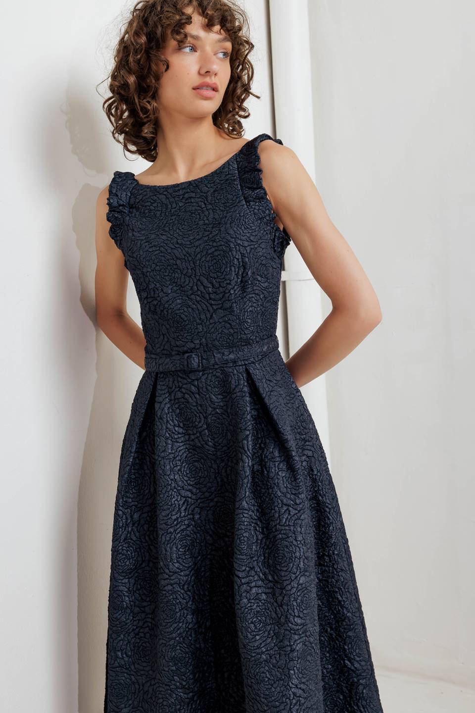 MOONLIGHT BLOOM WOVEN MIDI DRESS