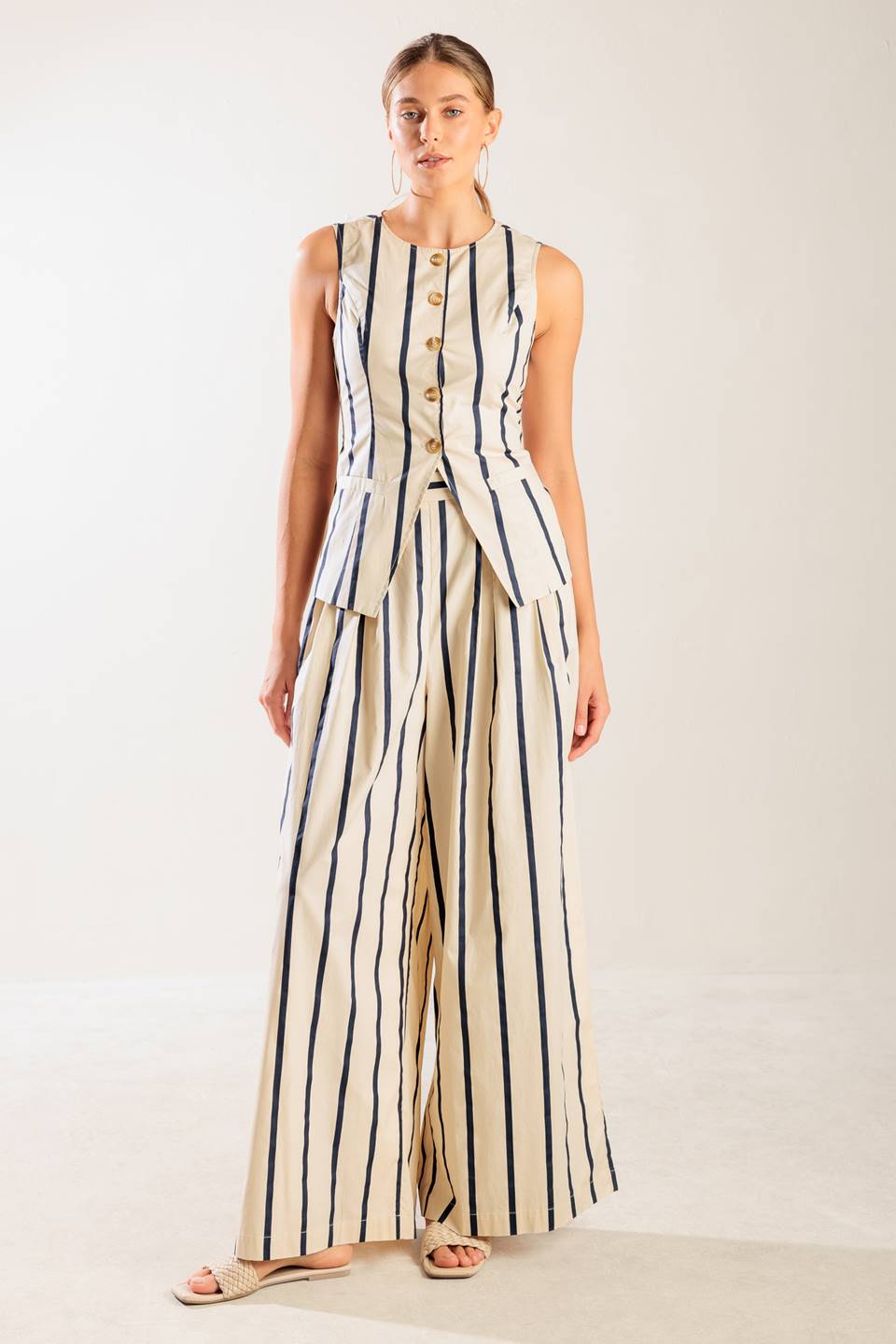 HERE AND NOW WOVEN VEST