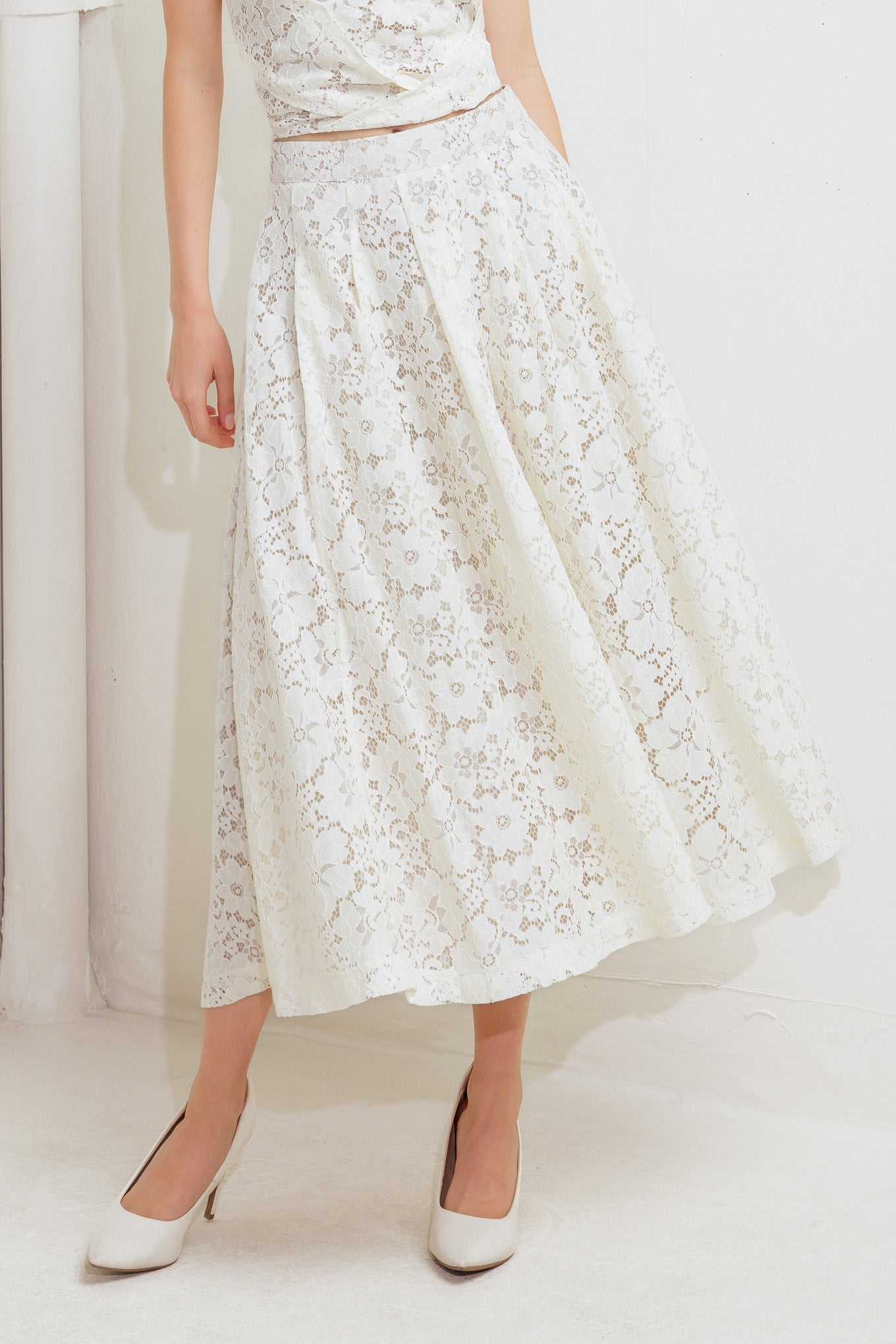 CHANTILLY FLAIR WOVEN LACE MIDI SKIRT