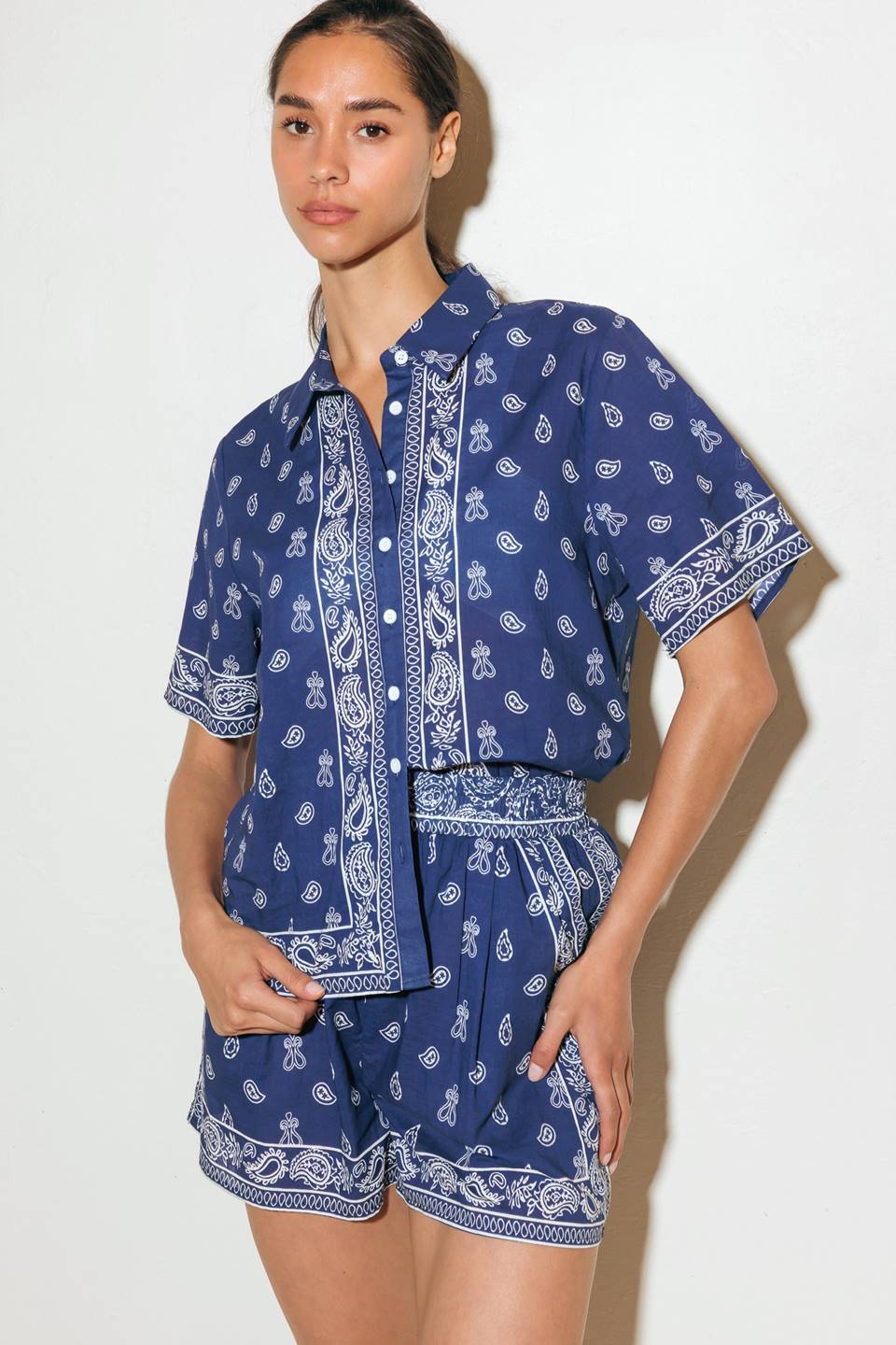 SUNKISSED MEADOW WOVEN SHORT