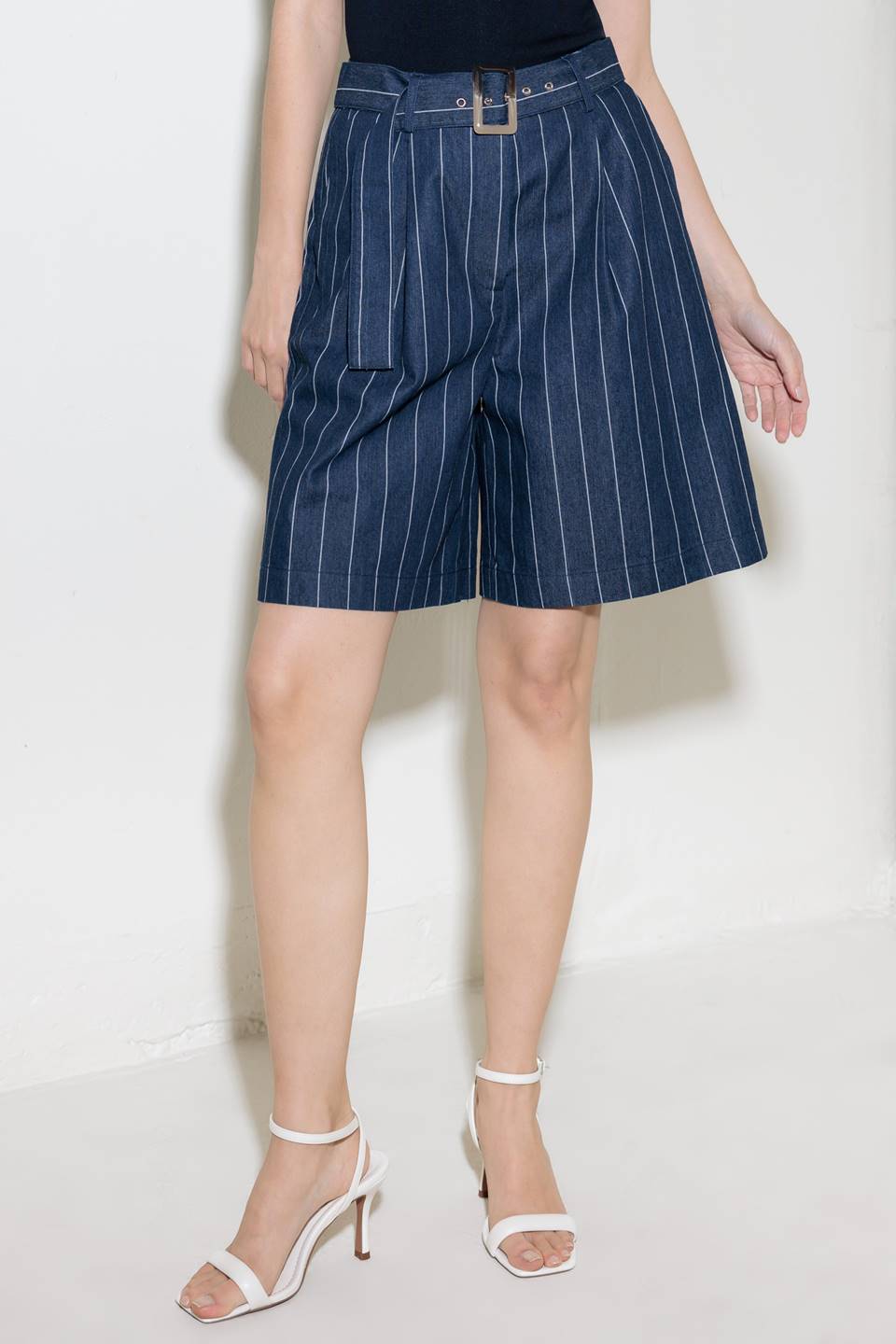 HOLD JOY IN INDIGO WOVEN PANTS