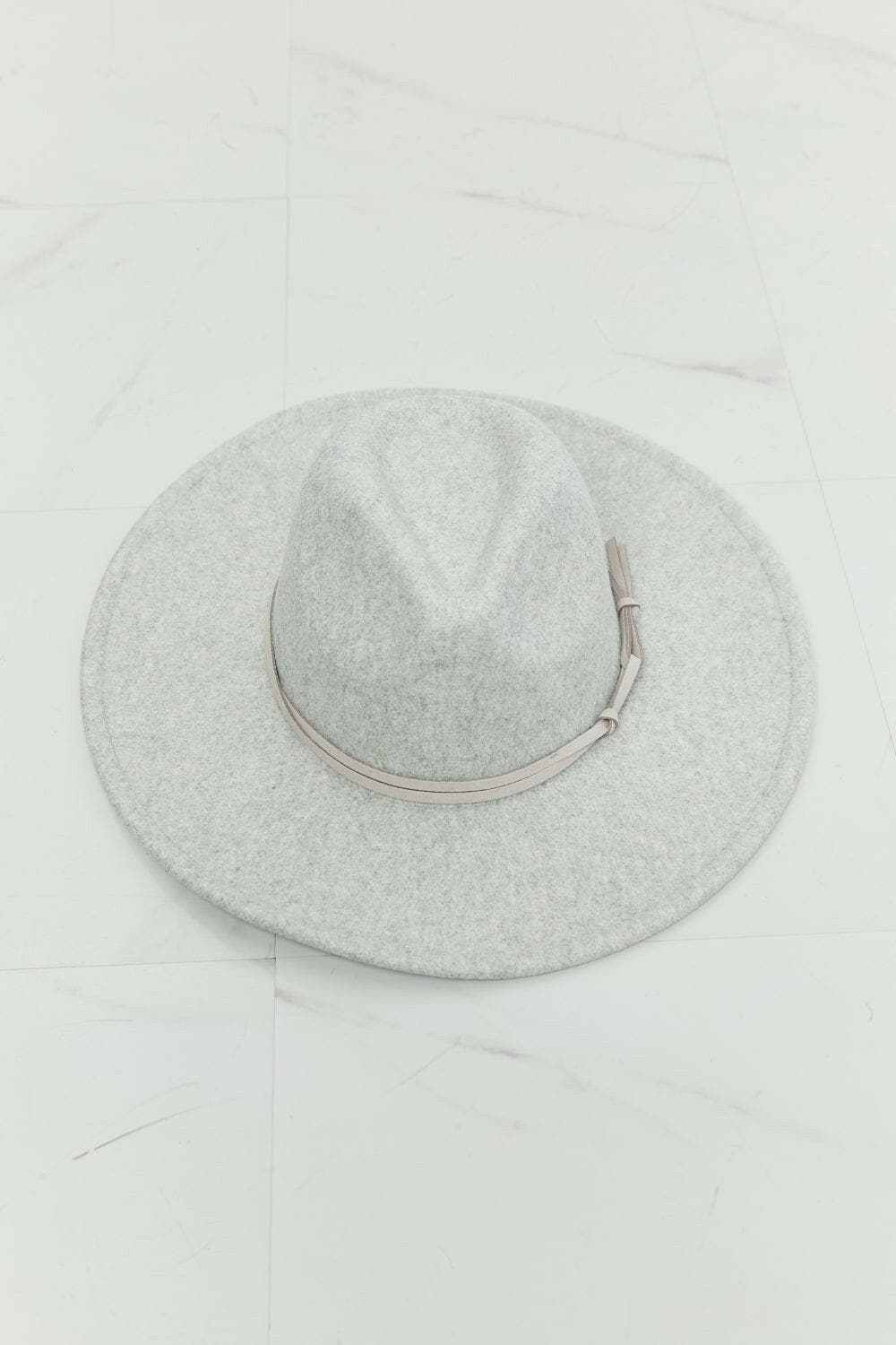 Fame fedora hat in light grey