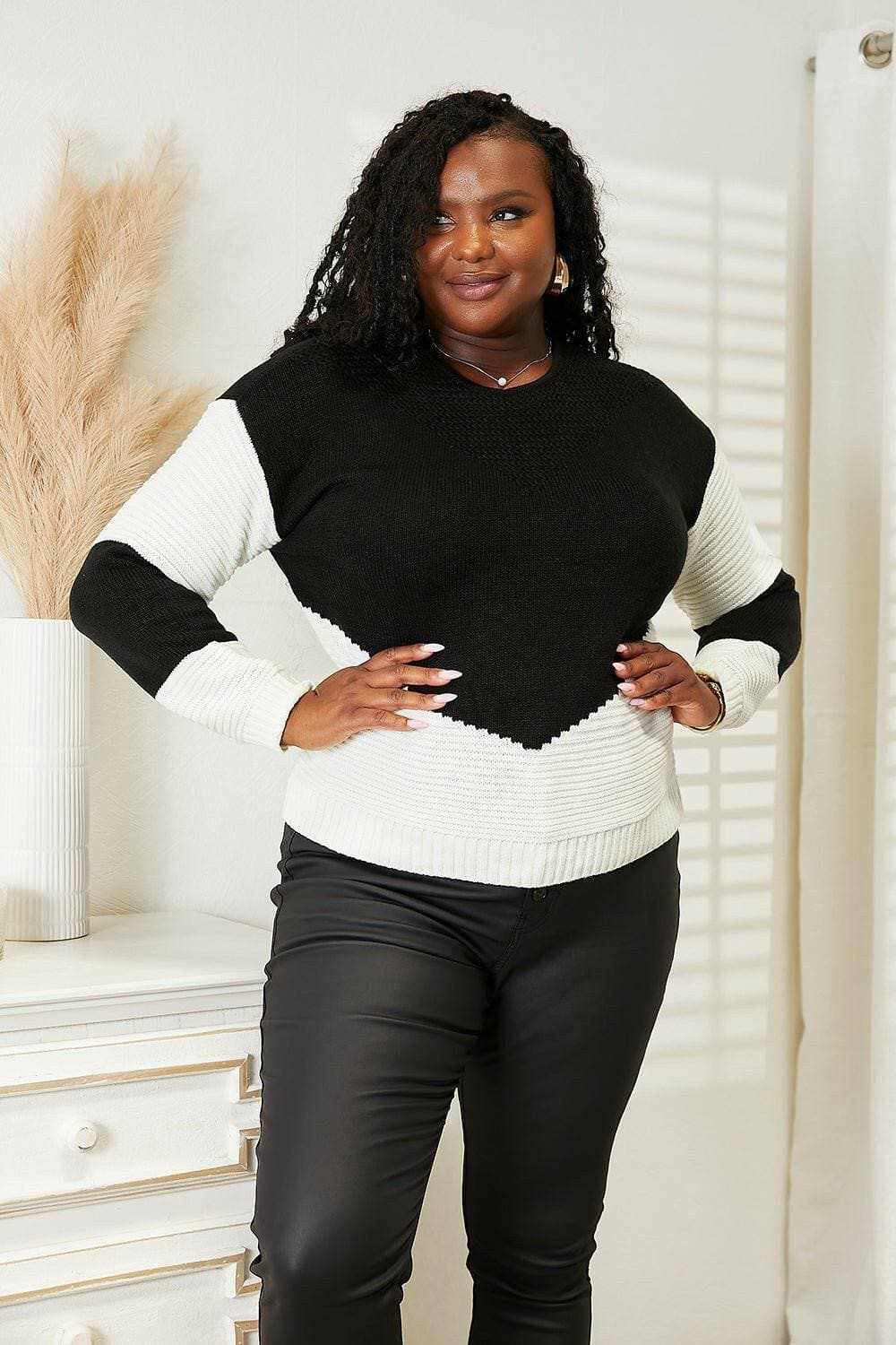 Feminine openwork knit sweater - Love Salve