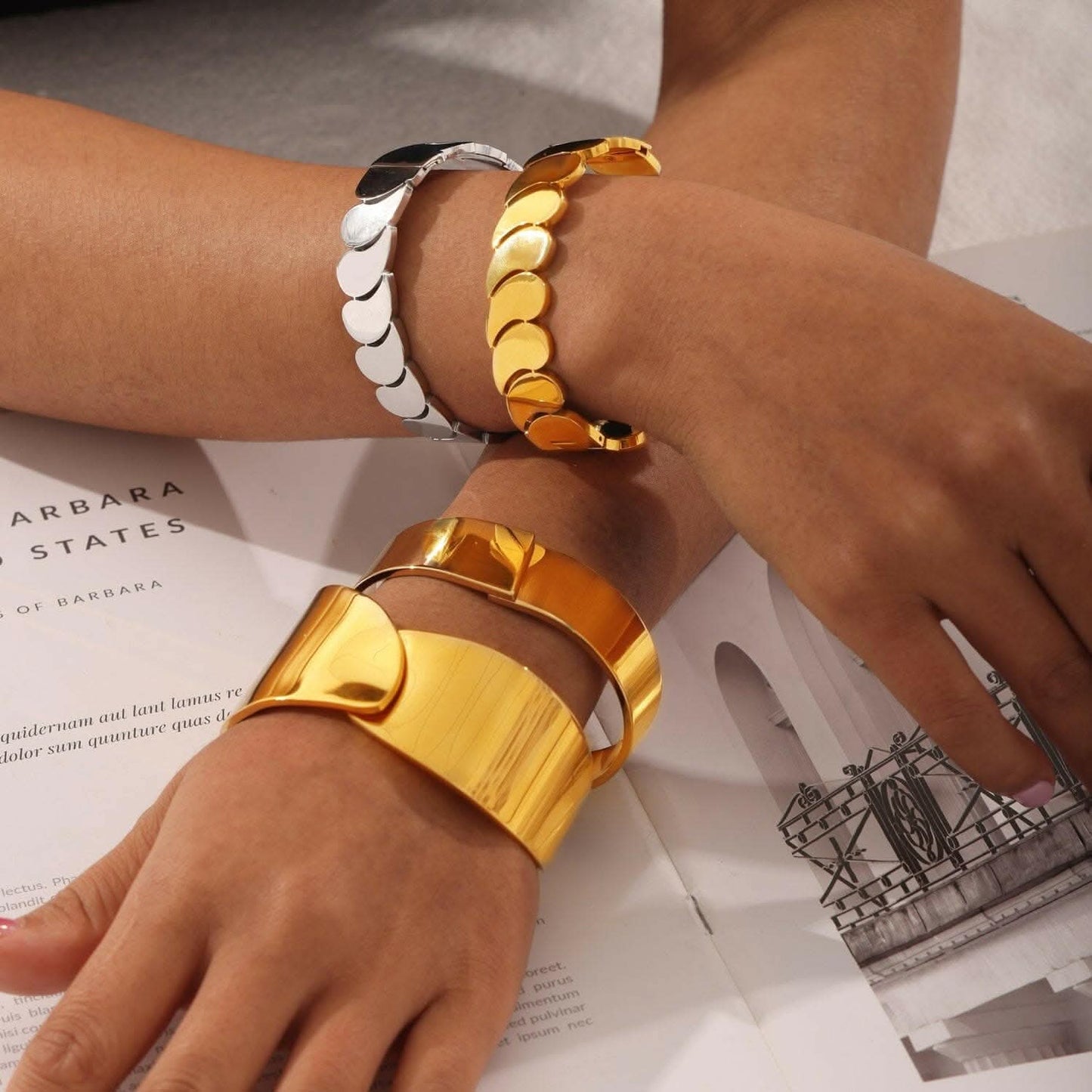 Gold-plated titanium bracelet - Love Salve